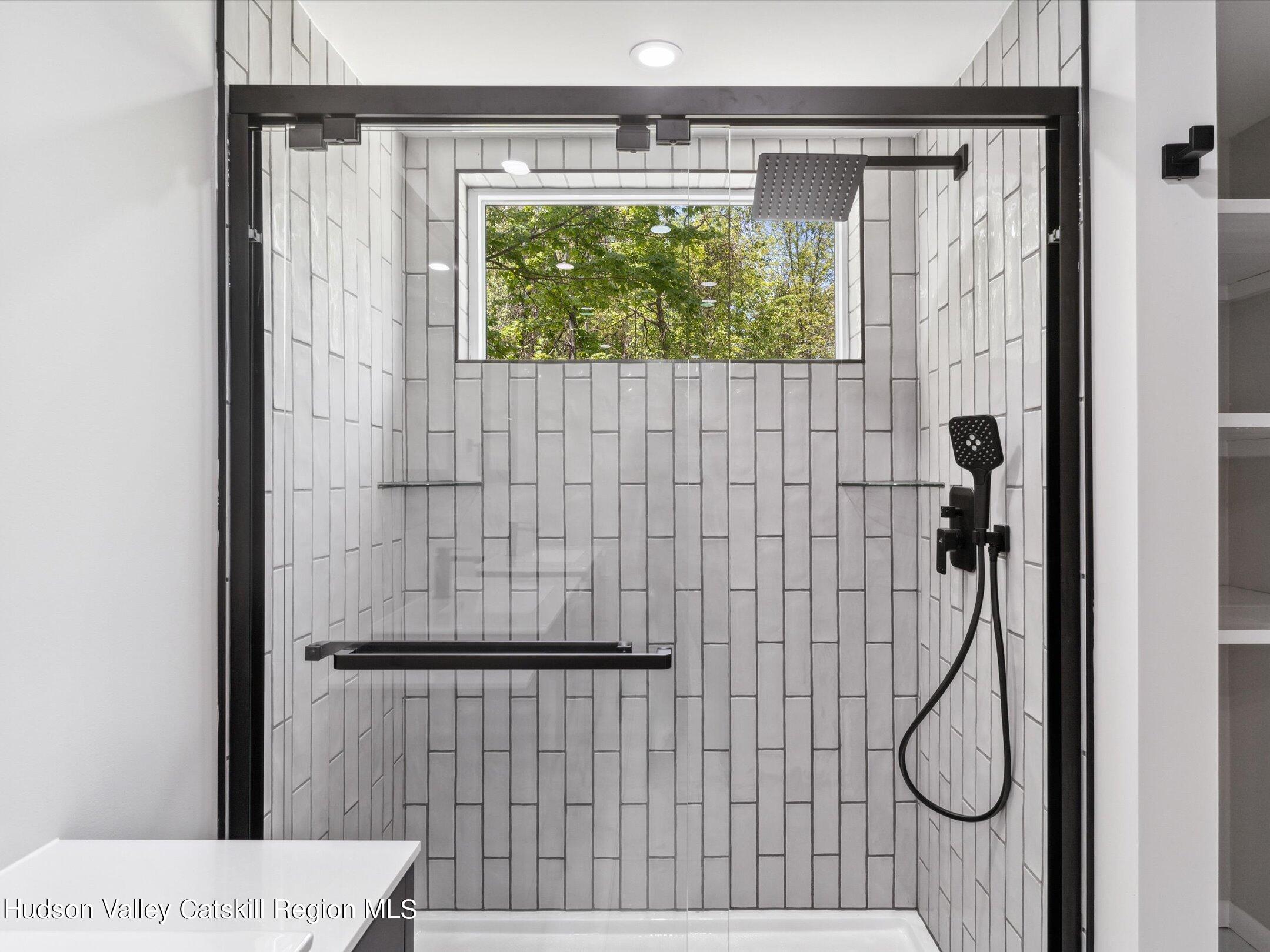 8 Cedar Lane