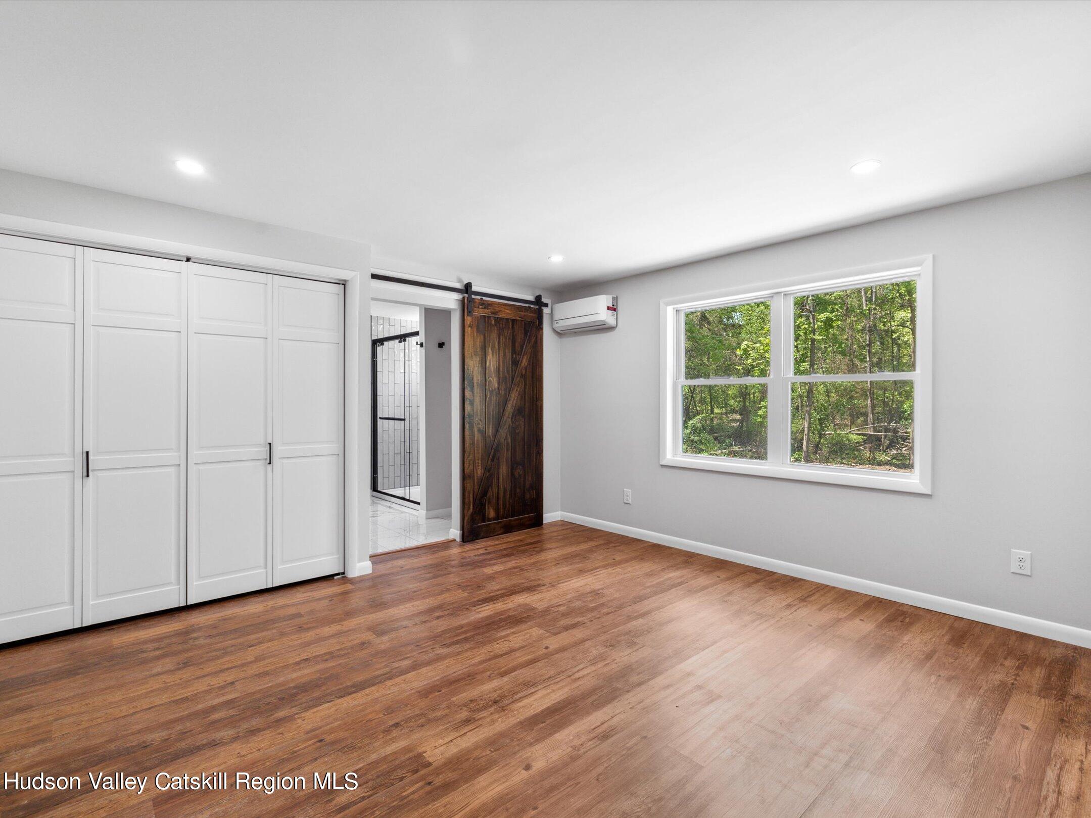 8 Cedar Lane