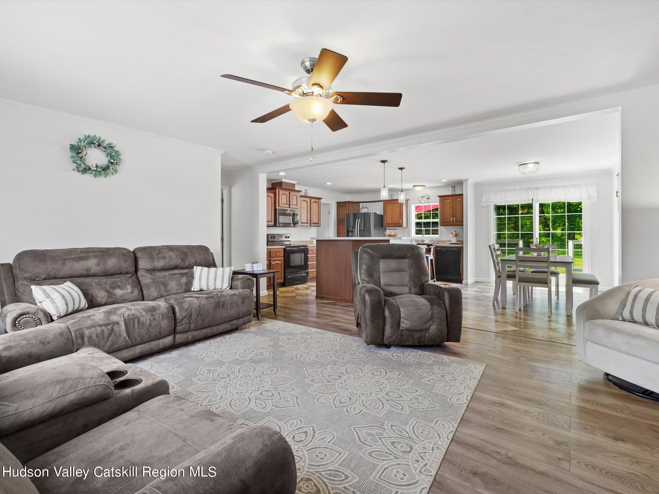42 Sages Loop Road