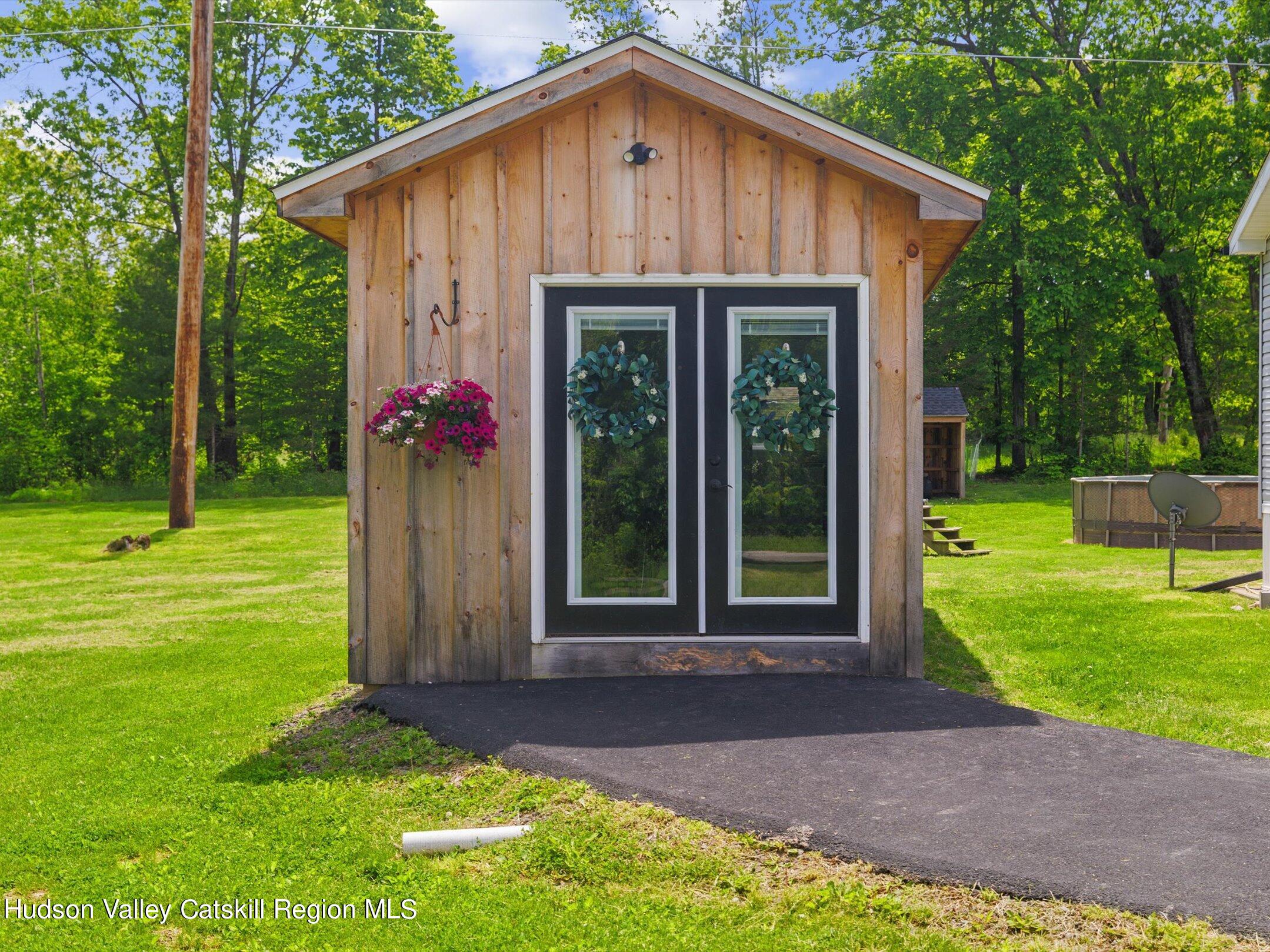 42 Sages Loop Road