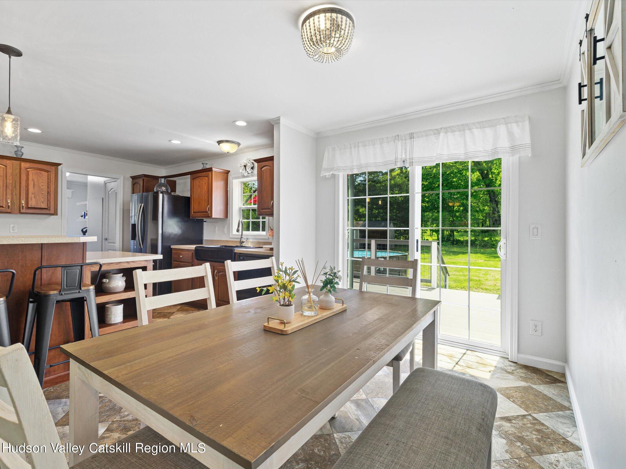 42 Sages Loop Road