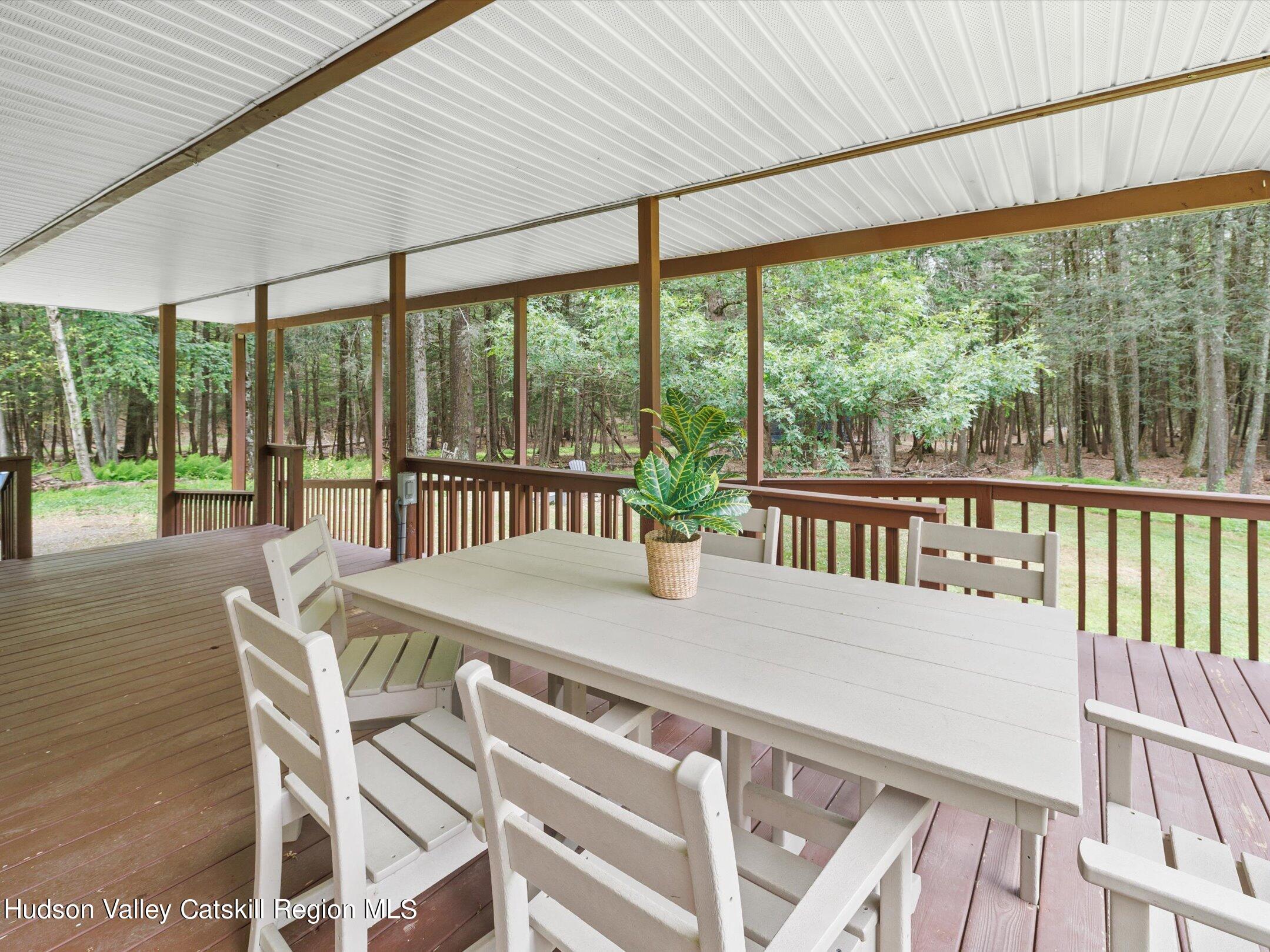 694 Buck Road