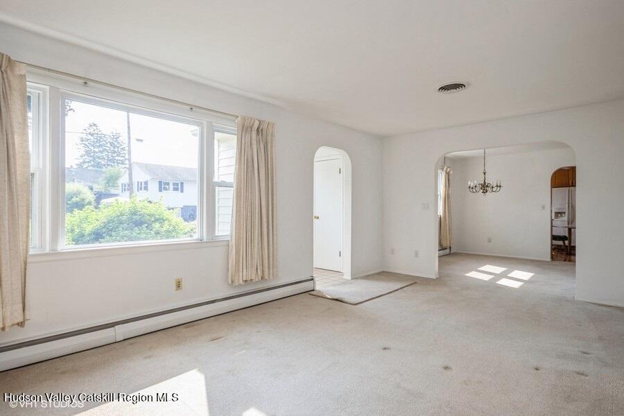 11 Spring Lake Drive