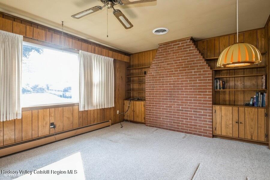 11 Spring Lake Drive