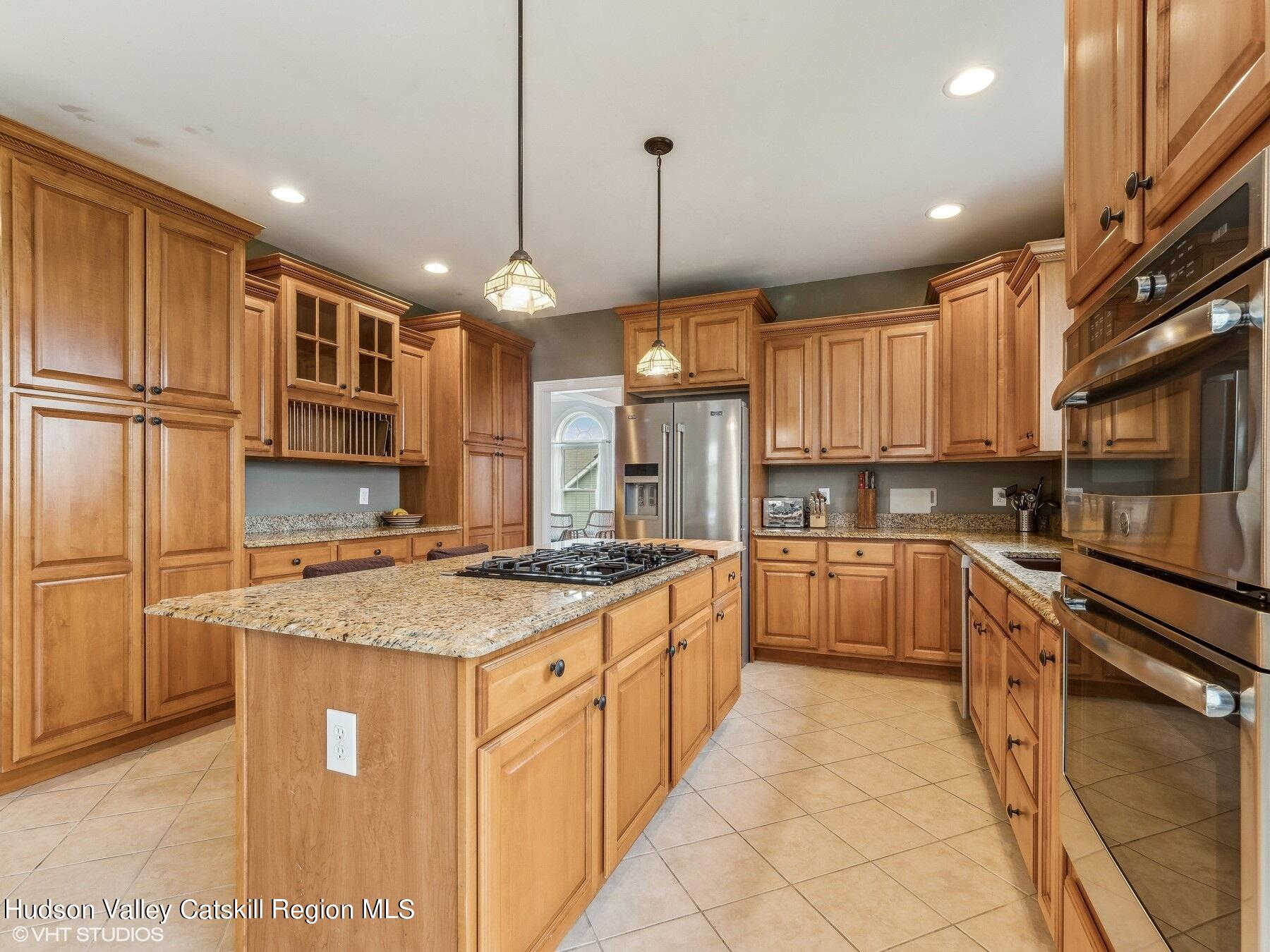 39 Ridgeline Drive