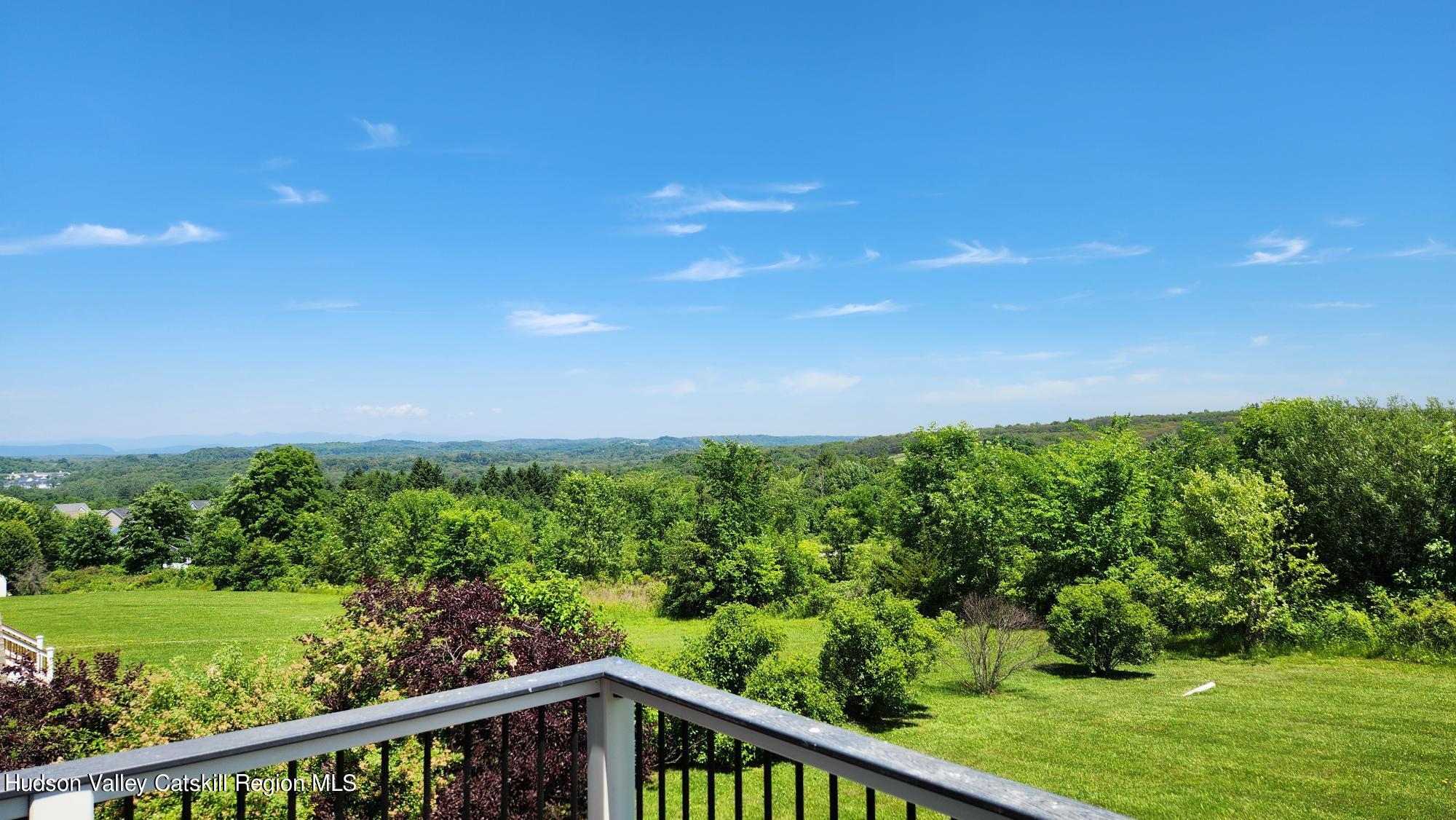 39 Ridgeline Drive