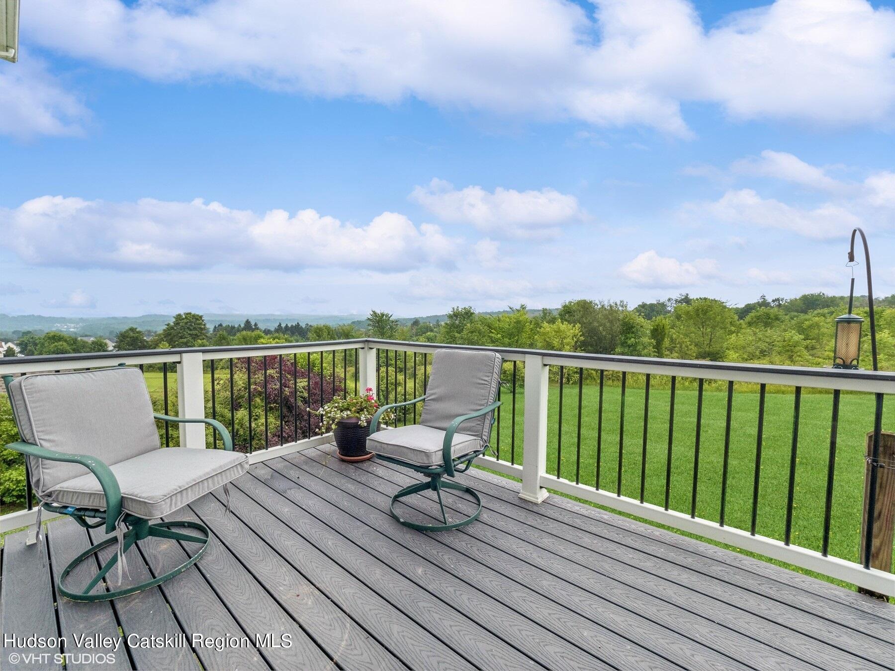 39 Ridgeline Drive