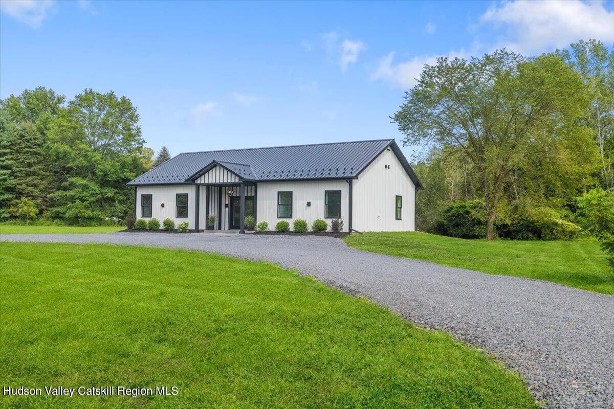 88 Piazza Road