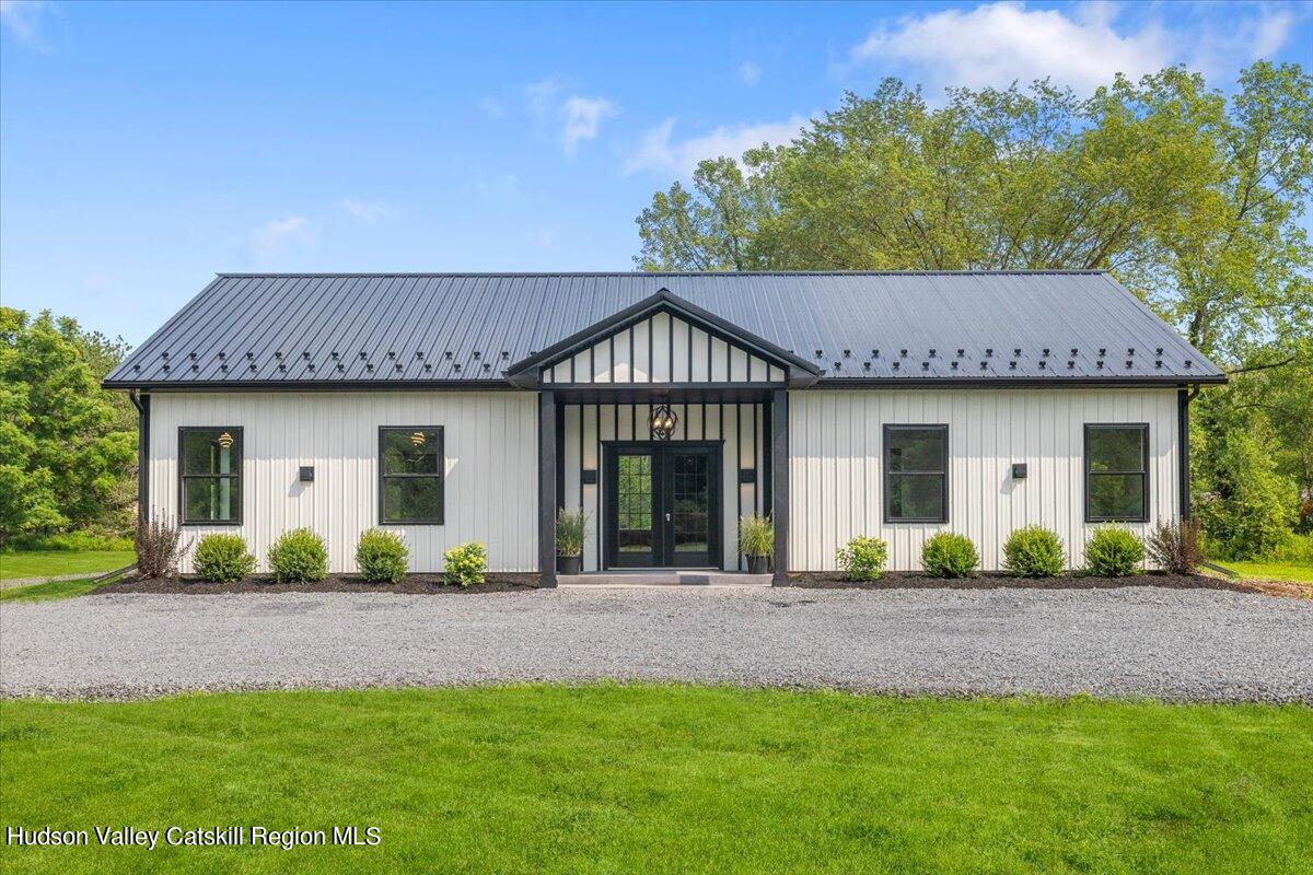 88 Piazza Road