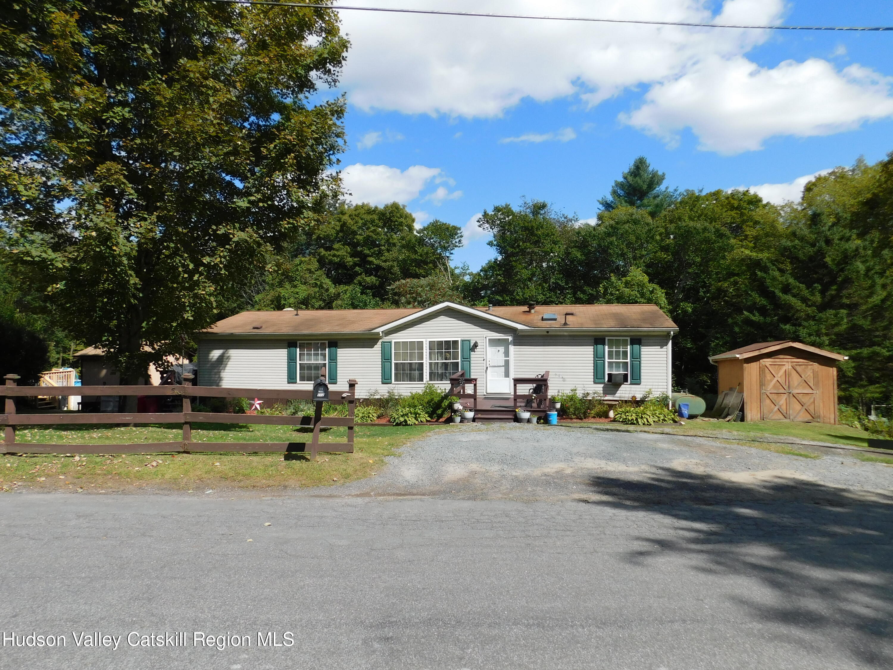 156 Lippman Rd
