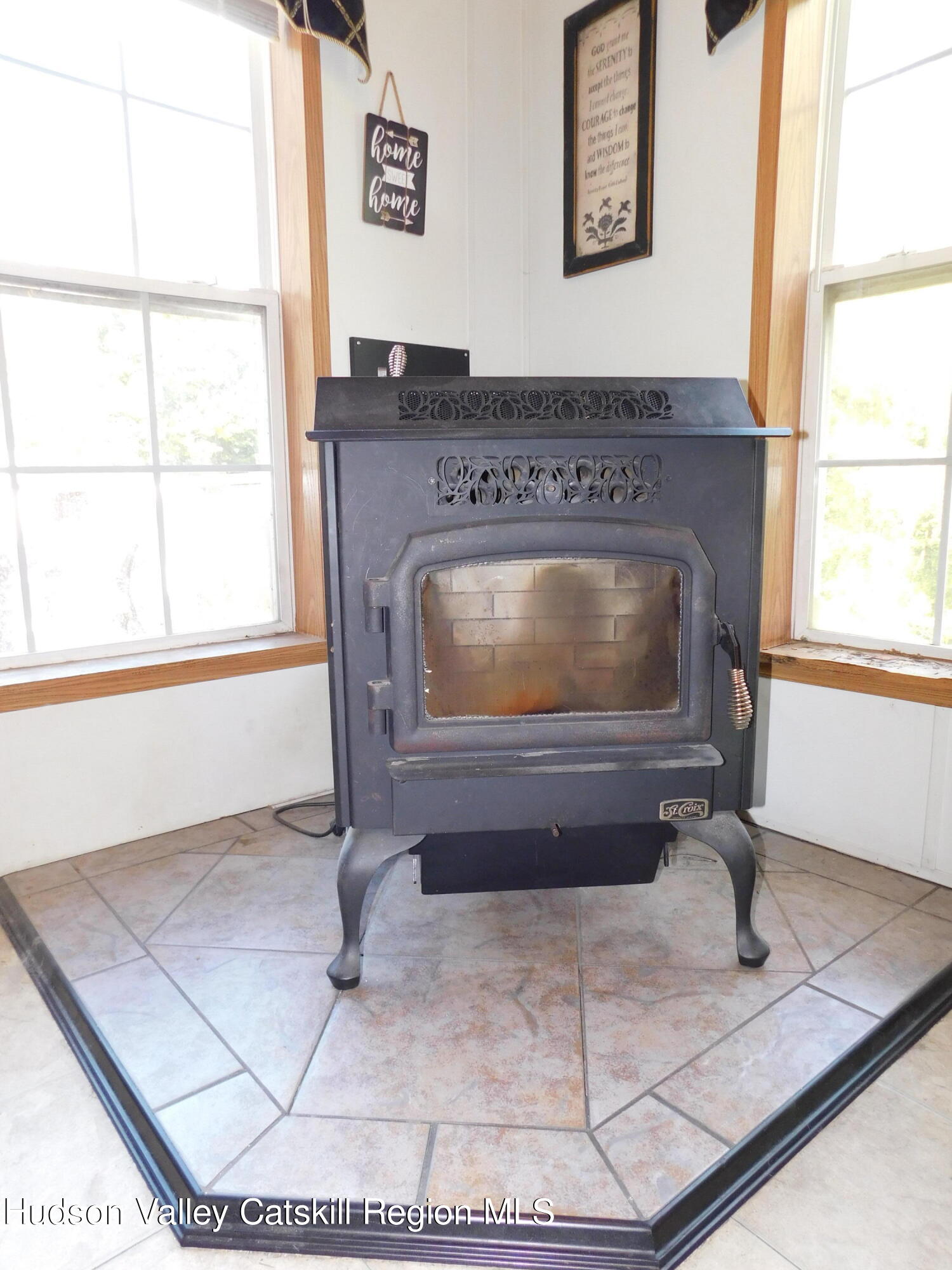 156 Lippman Rd