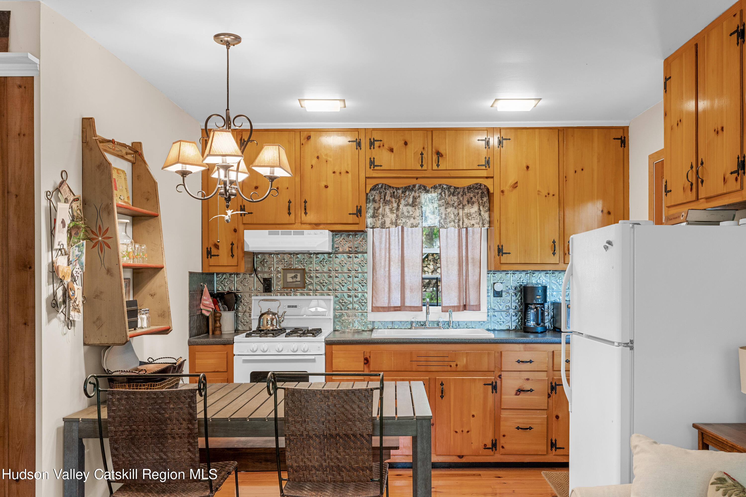 100 Grassy Ridge Road