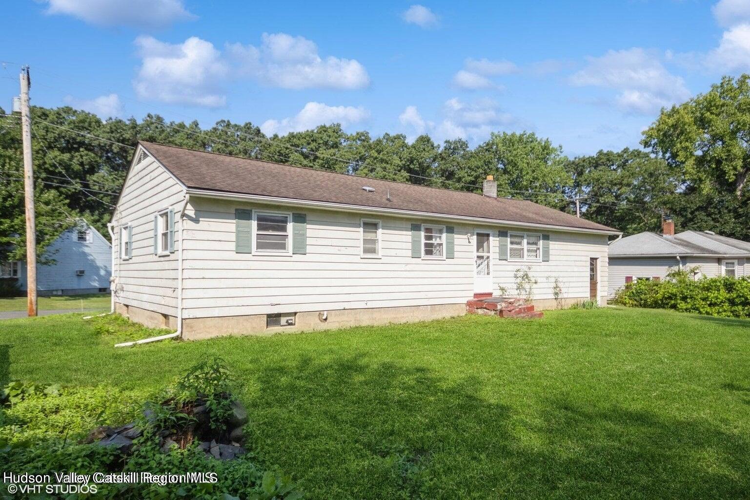 18 Spring Lake Drive