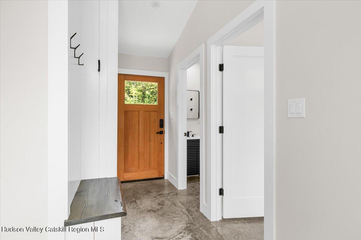 18 Vandemark Road