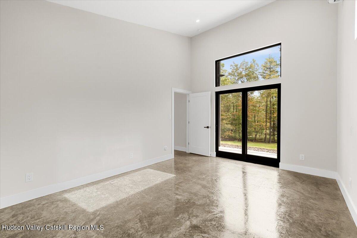 18 Vandemark Road