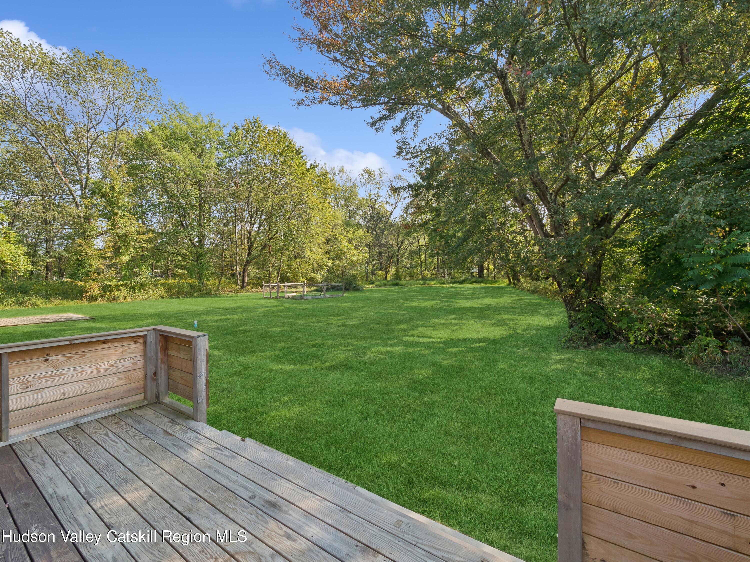 45 Samsonville Road