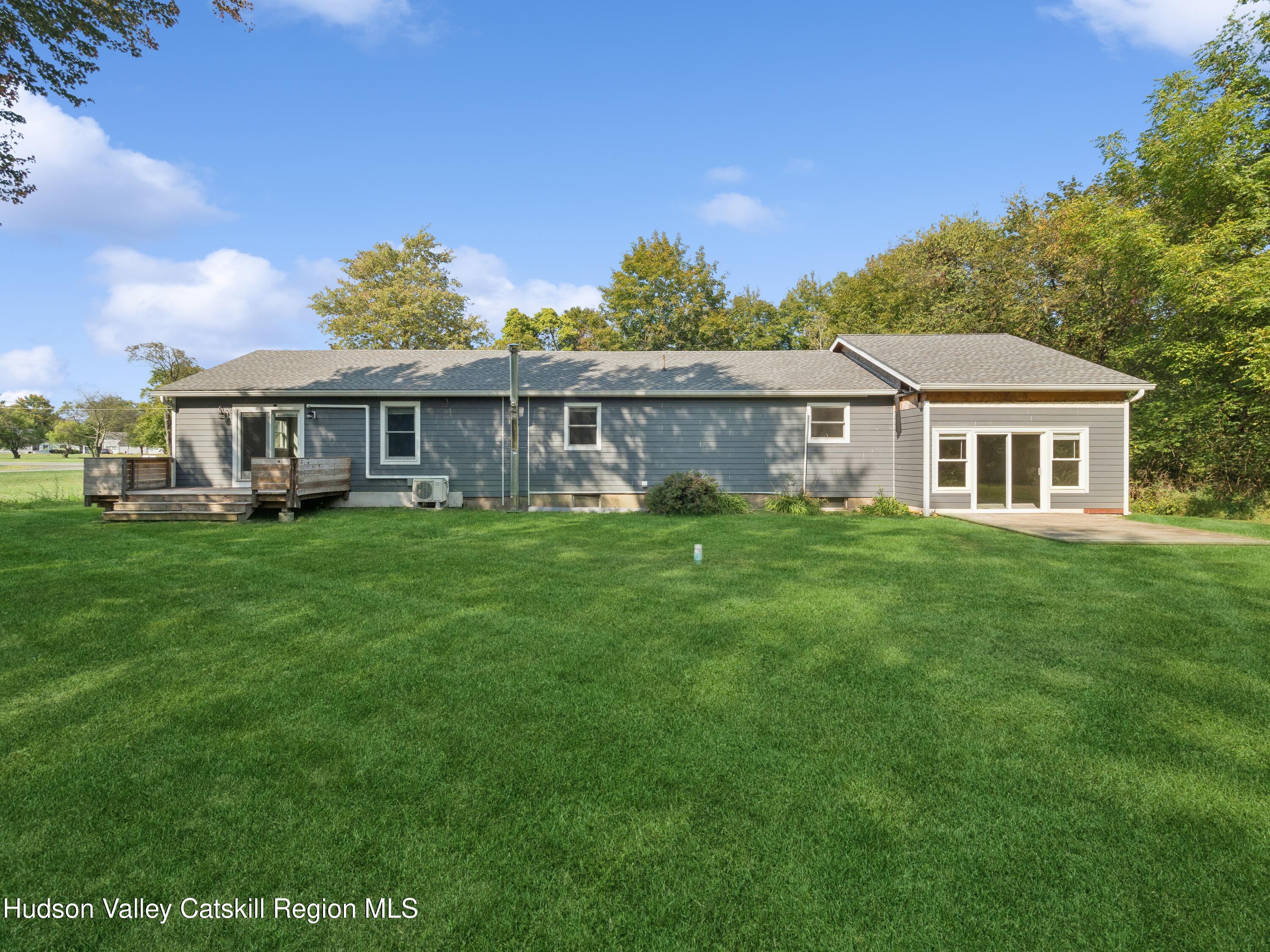 45 Samsonville Road