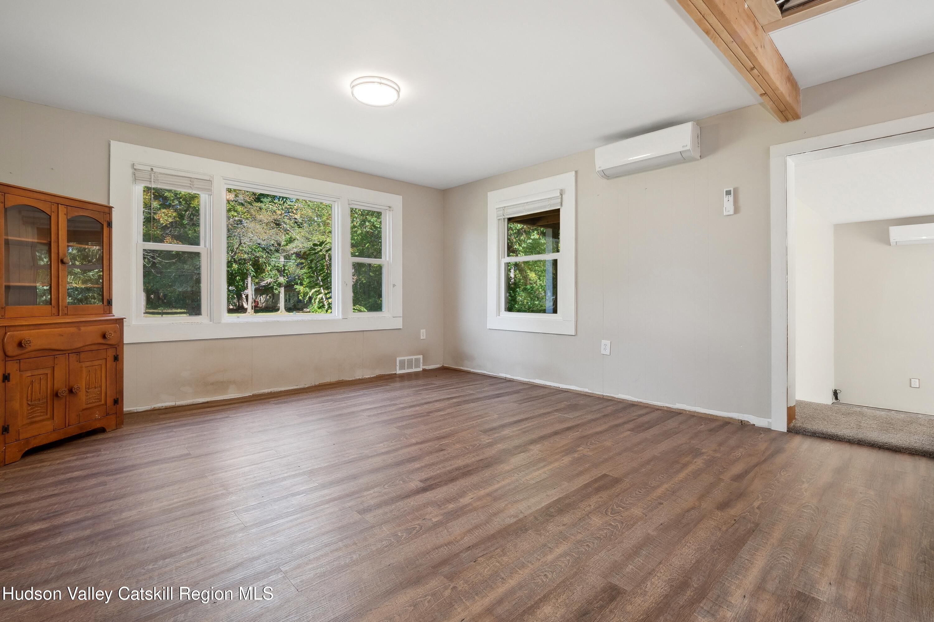 45 Samsonville Road