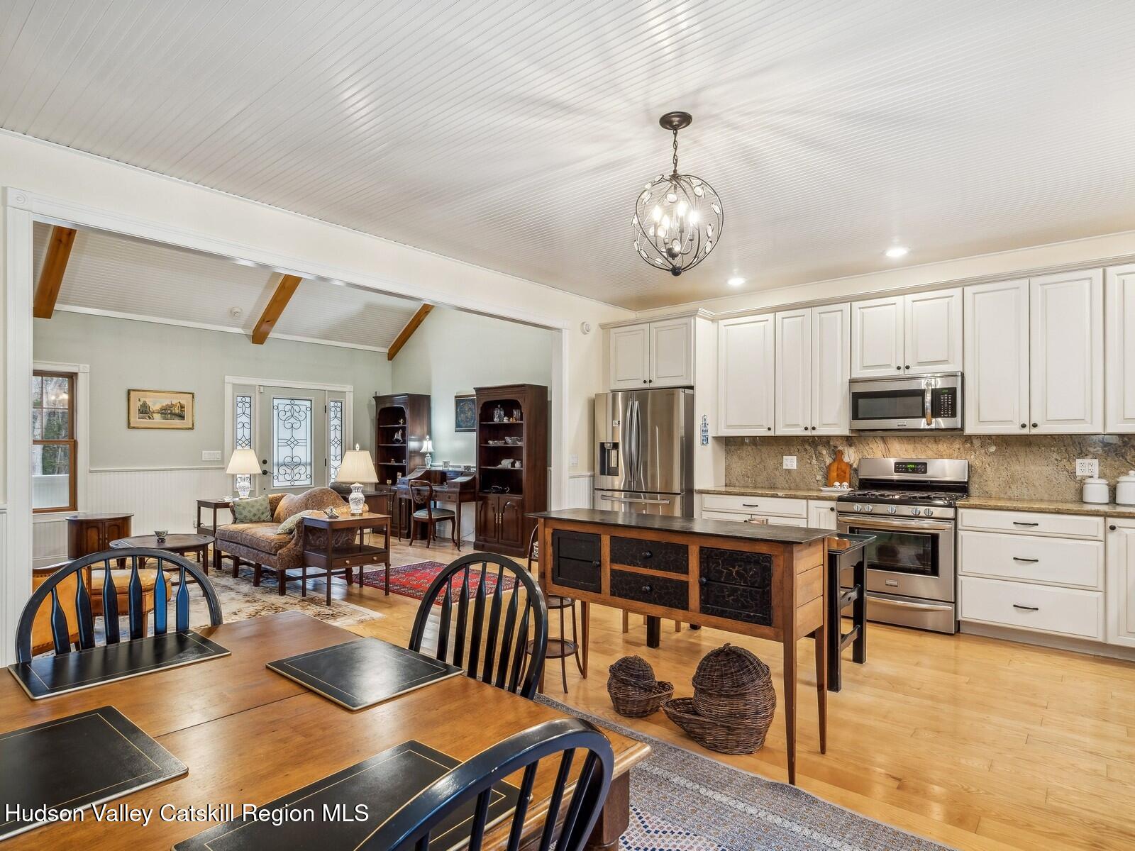 208 Bruceville Road