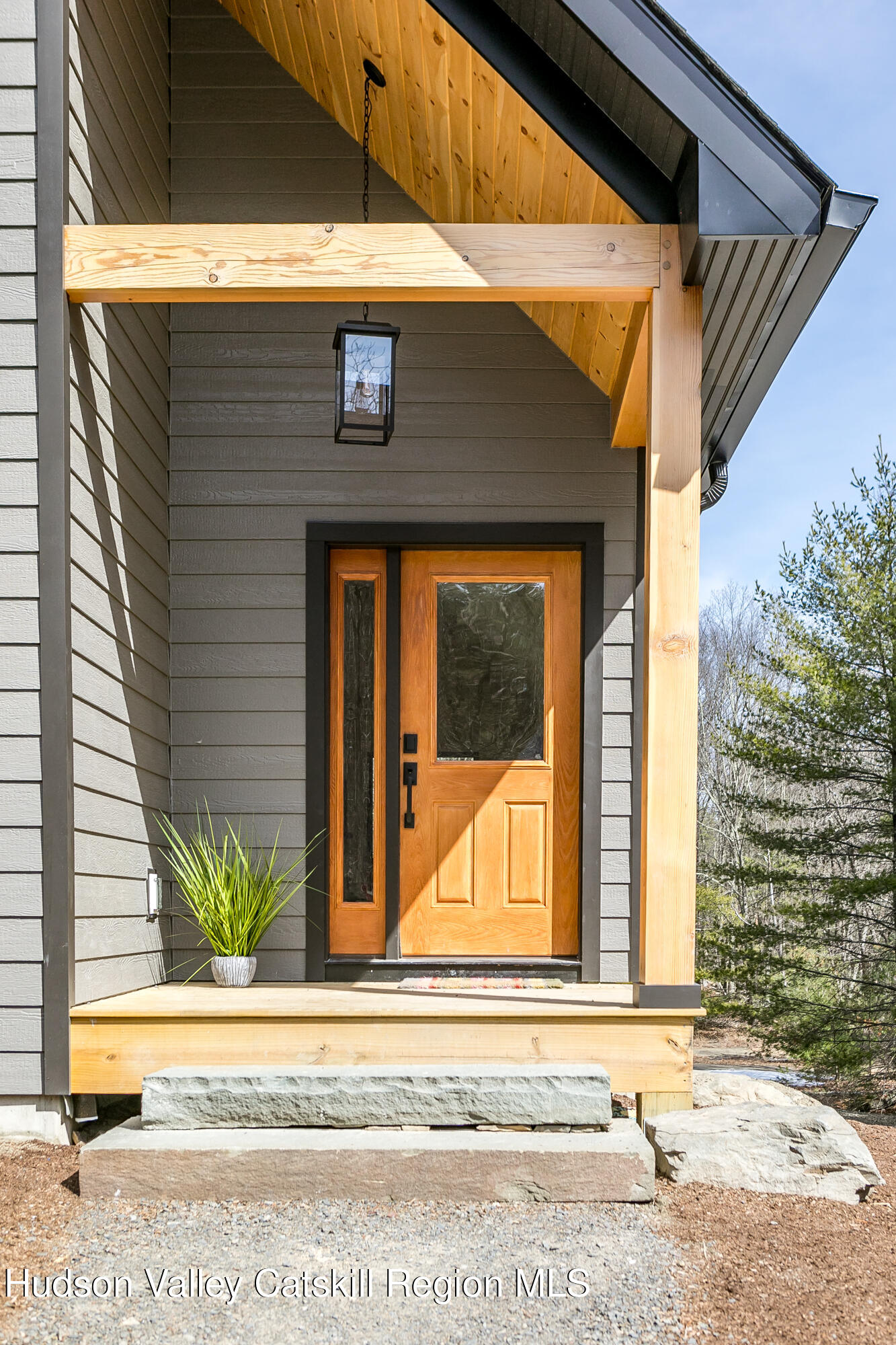 540 Scarawan Road