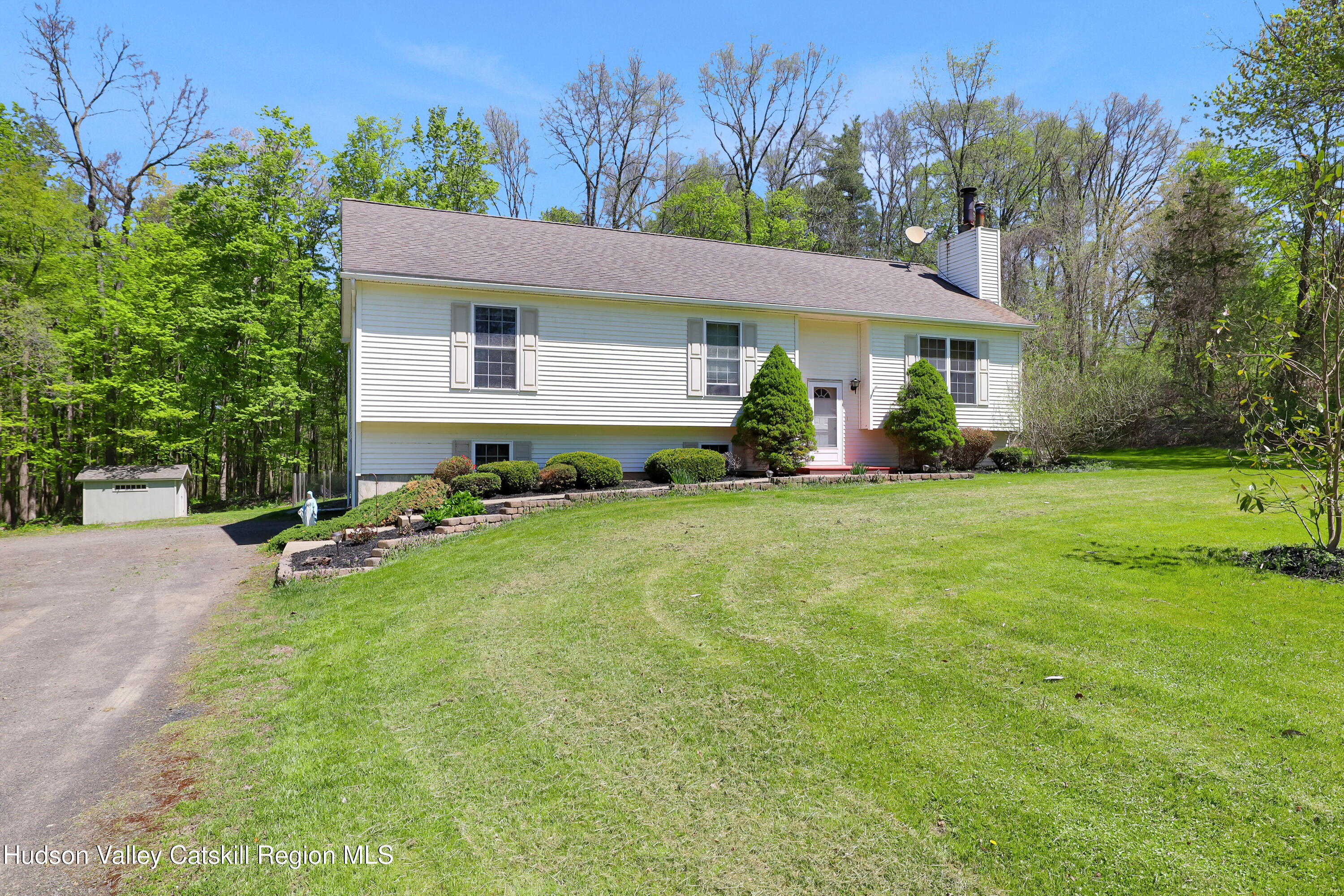 78 Duck Pond Rd