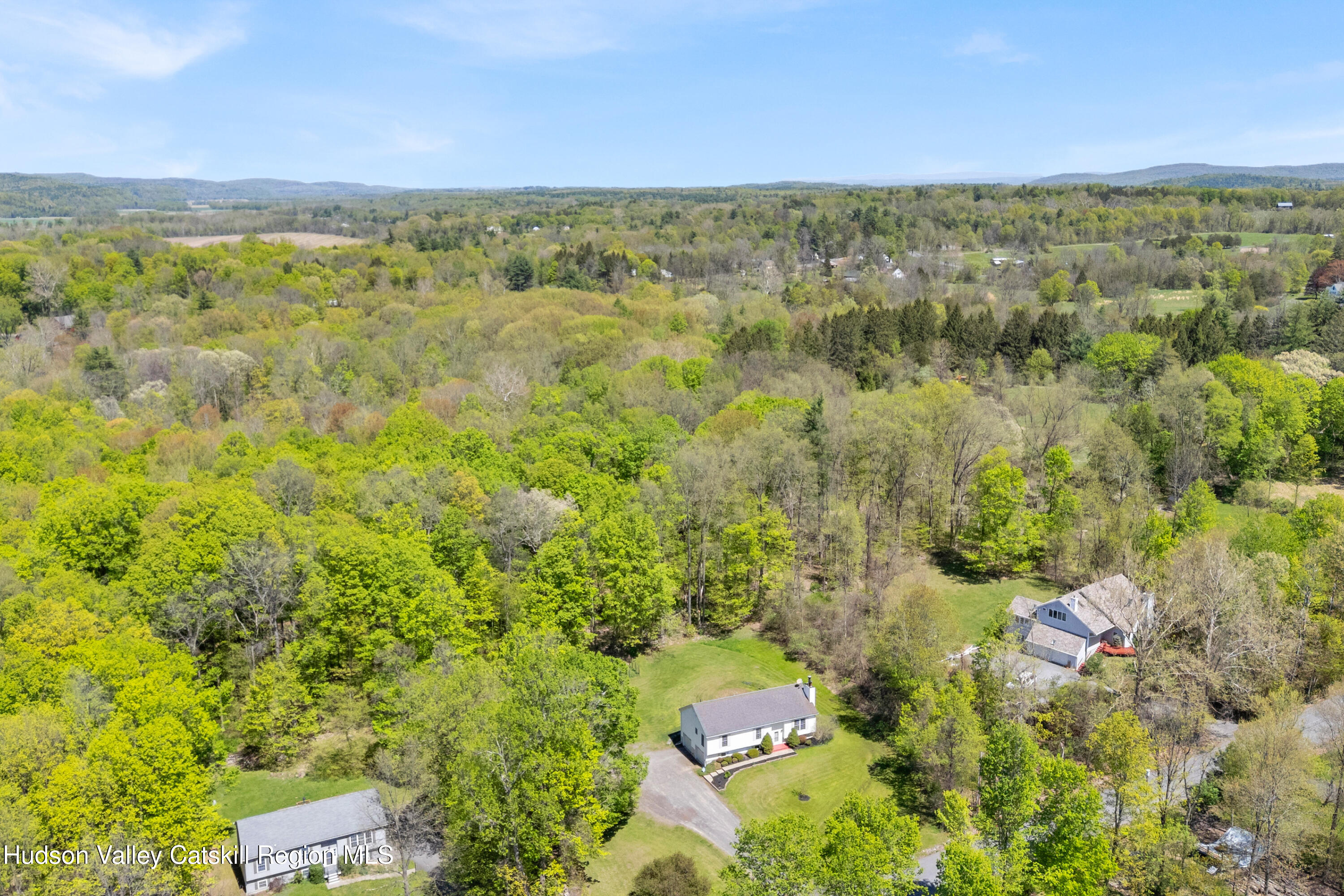 78 Duck Pond Rd