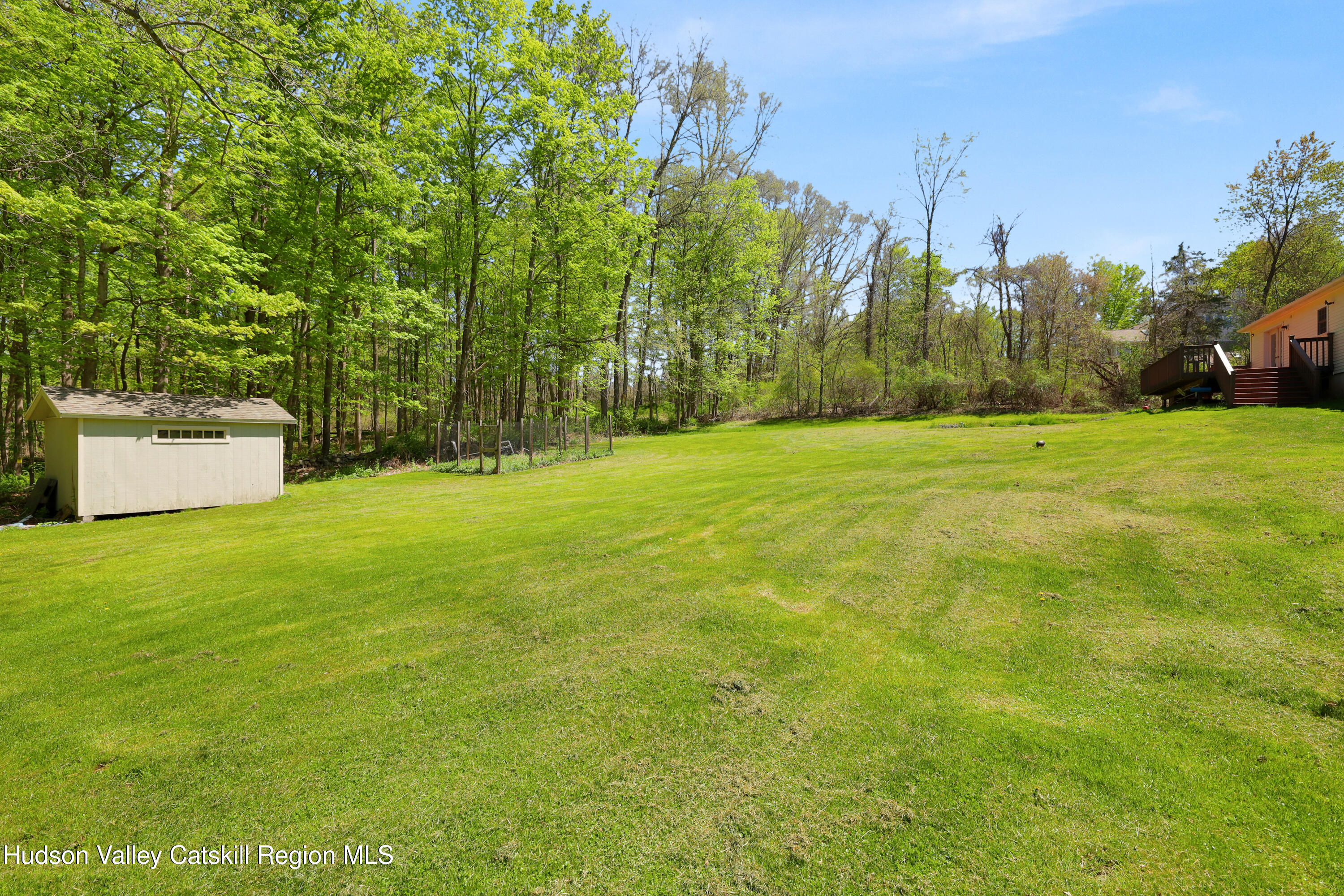 78 Duck Pond Rd