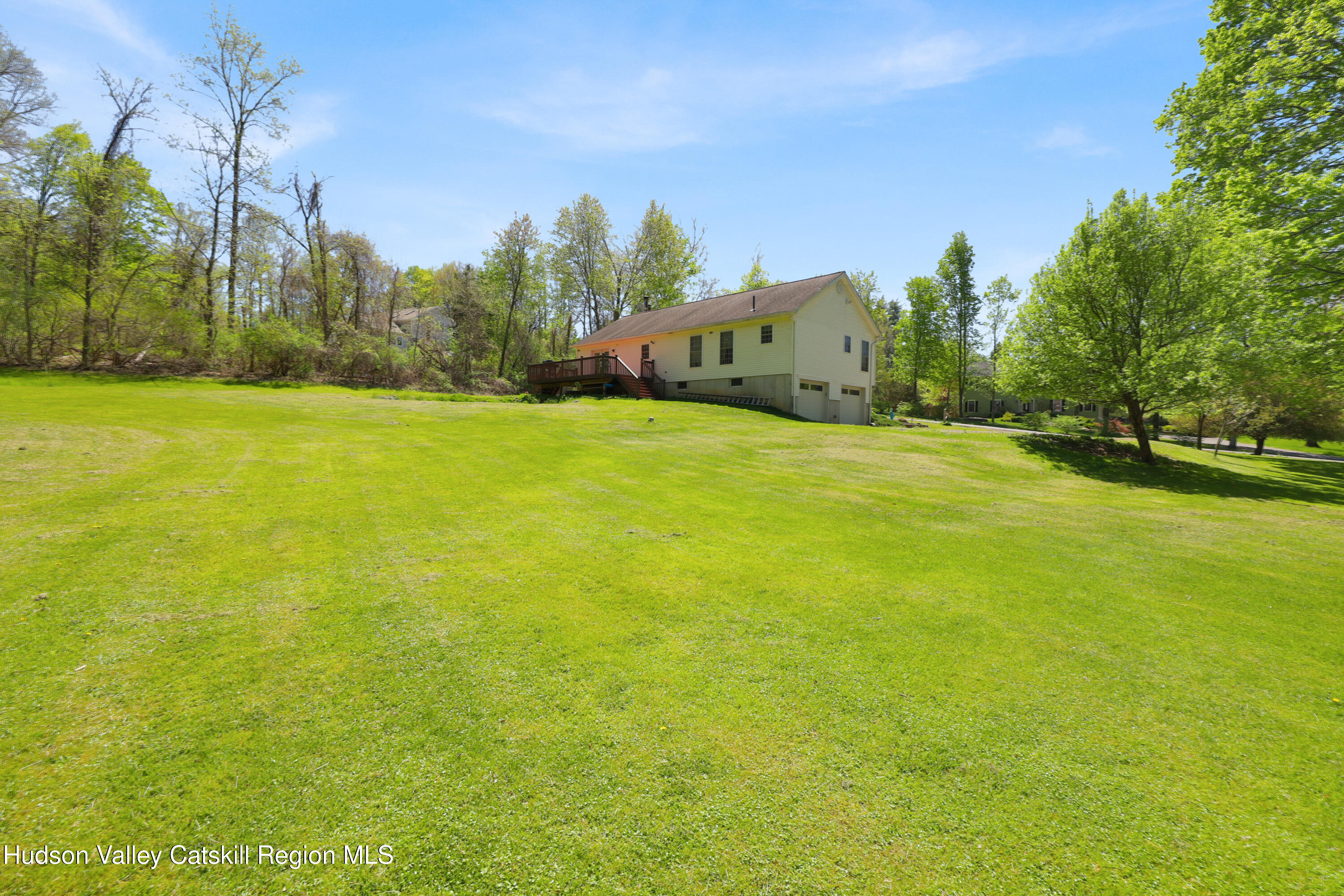 78 Duck Pond Rd