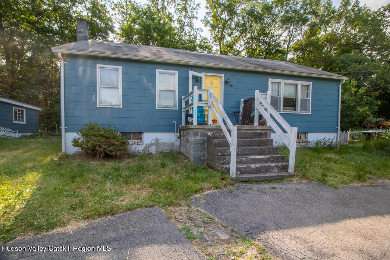 20 Lena Lane