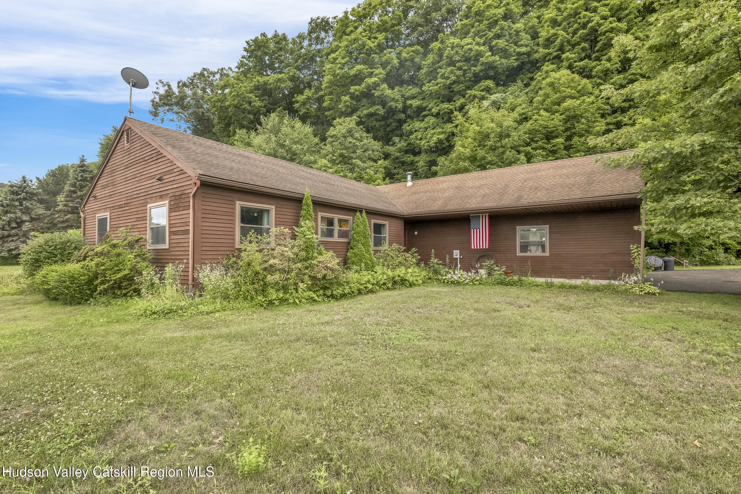 14 Orchard Hill Road
