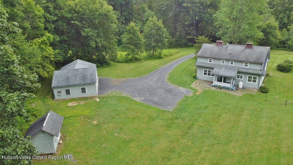 2586 Lucas Turnpike