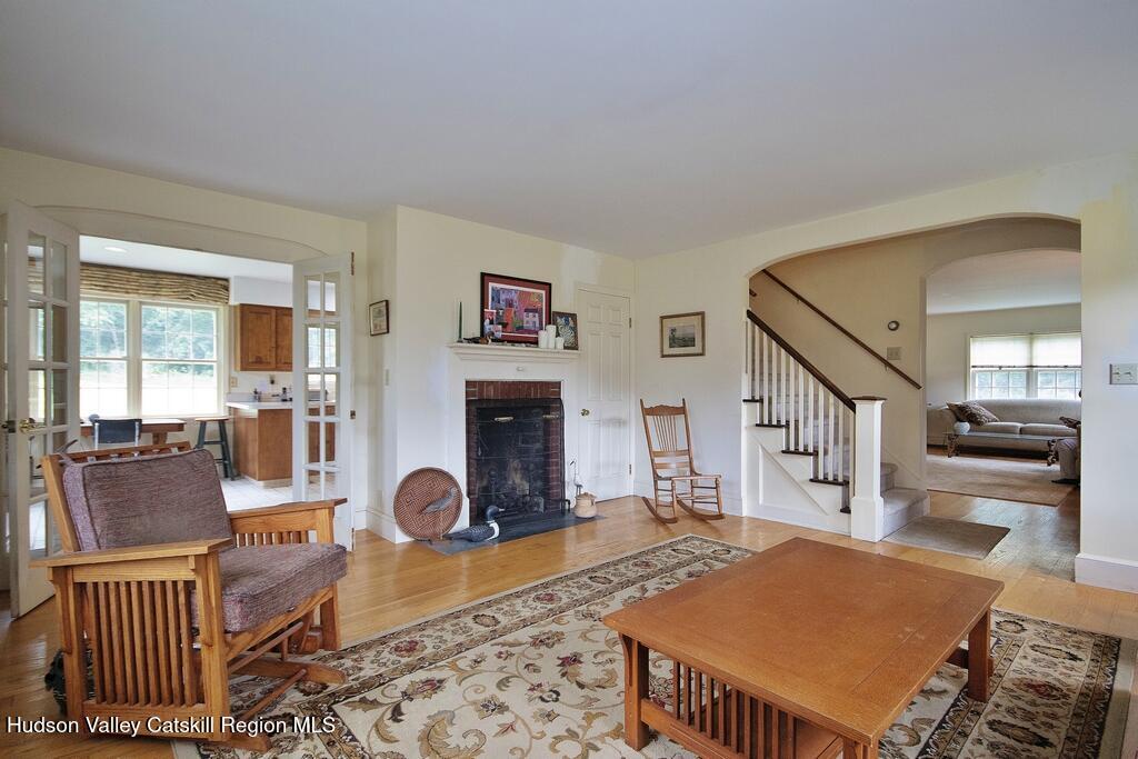 2586 Lucas Turnpike