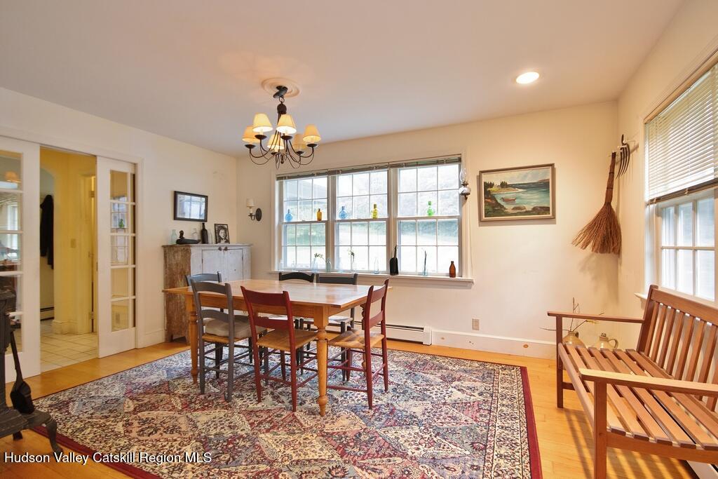 2586 Lucas Turnpike