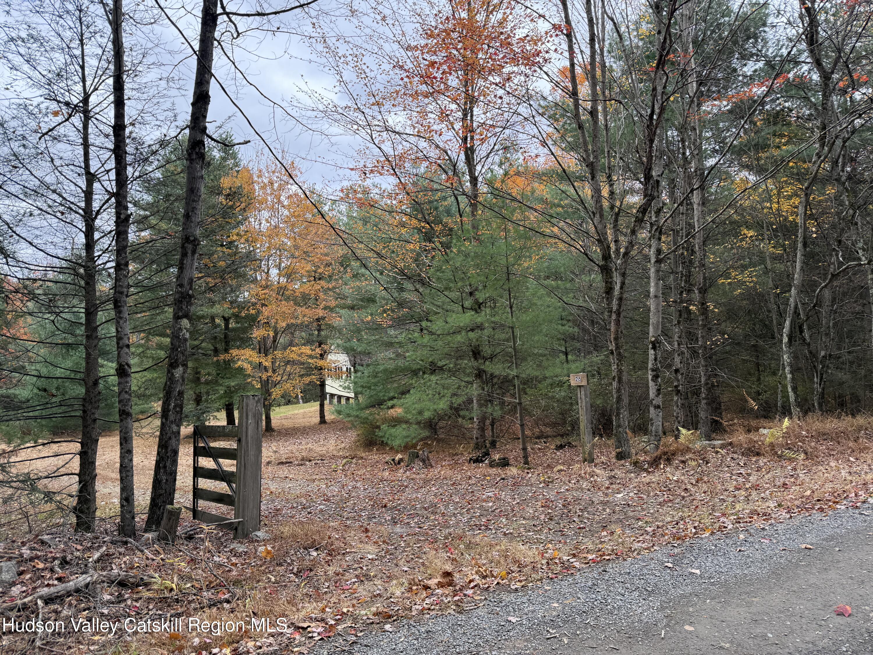 25 Braziel Heights Road