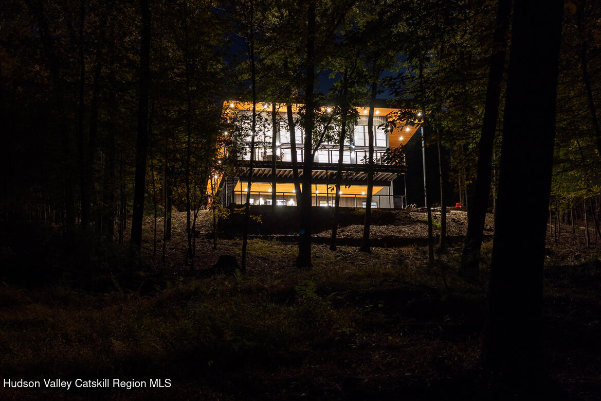 10 Hidden Mountain Lane