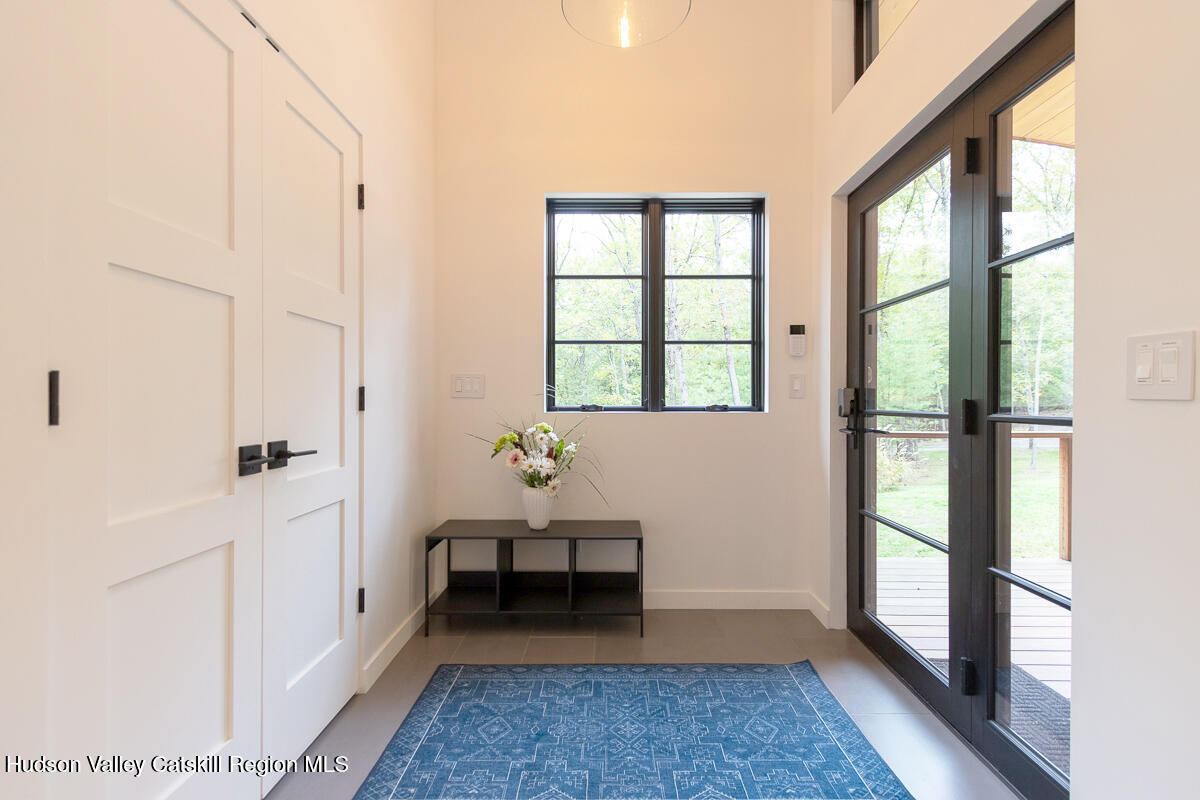 10 Hidden Mountain Lane