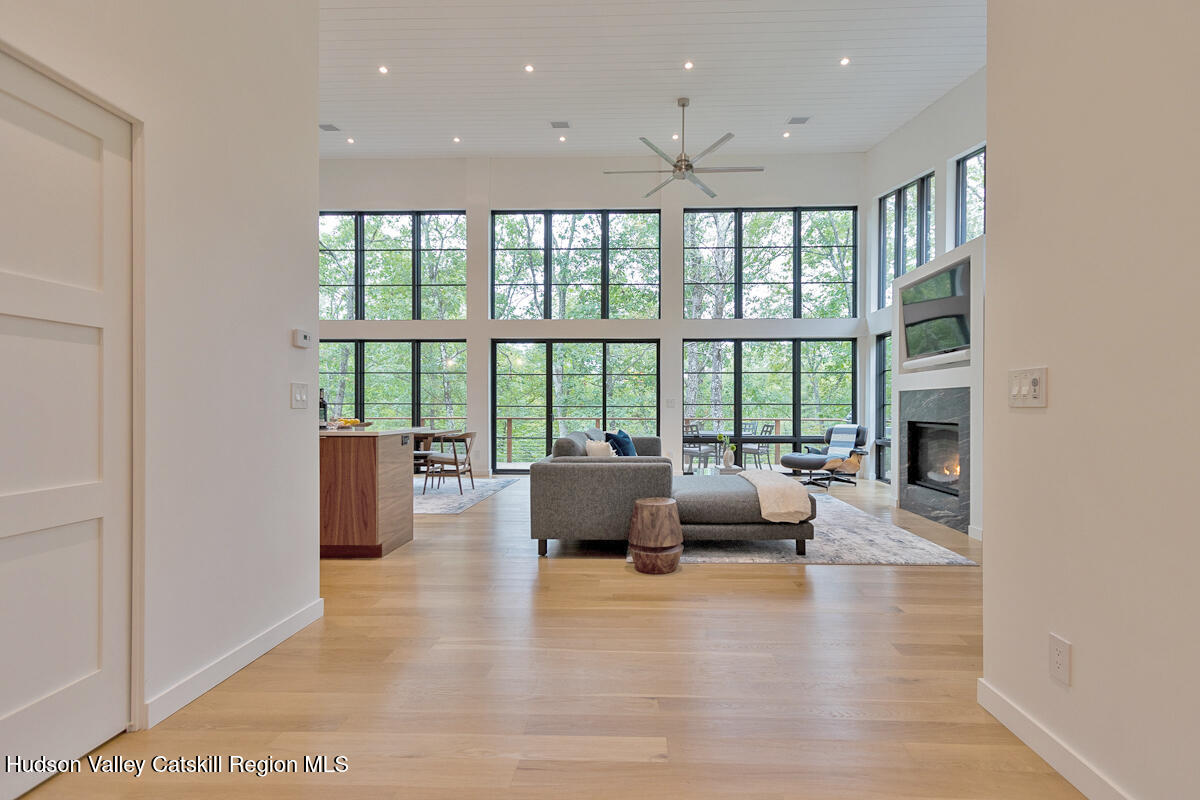 10 Hidden Mountain Lane