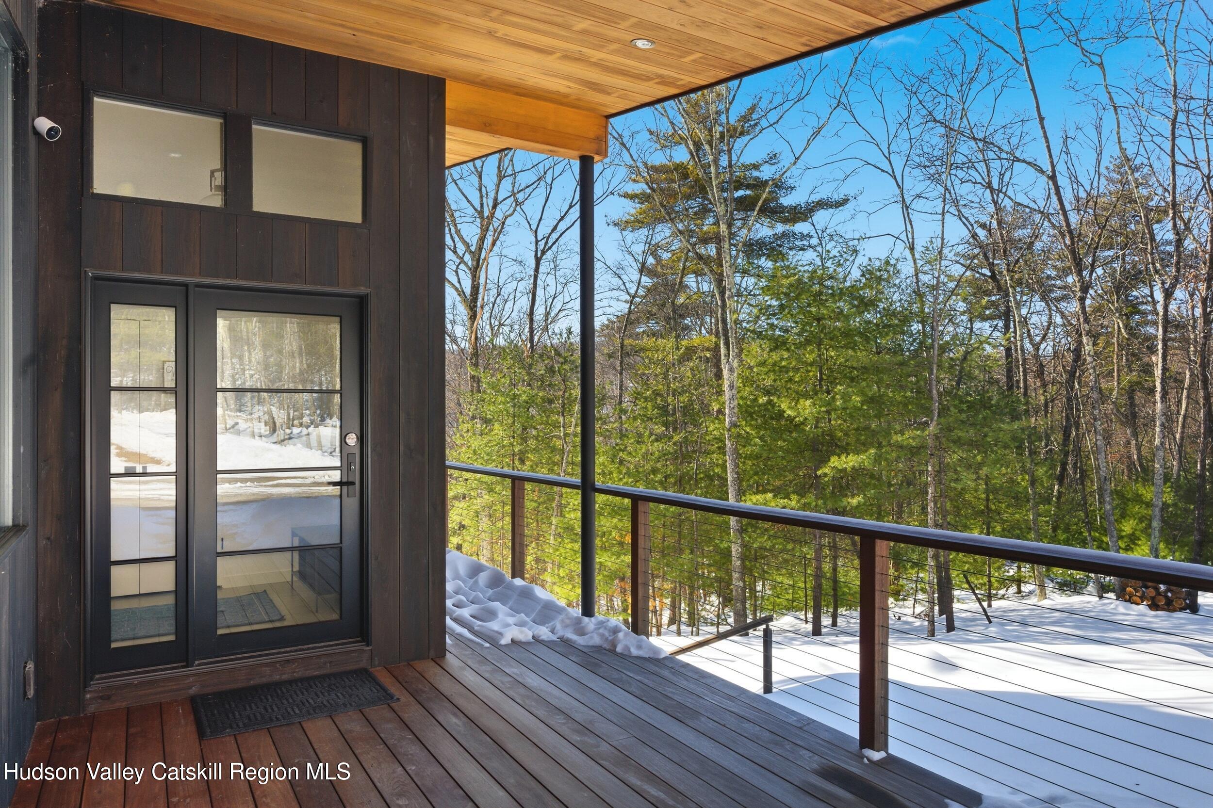 10 Hidden Mountain Lane