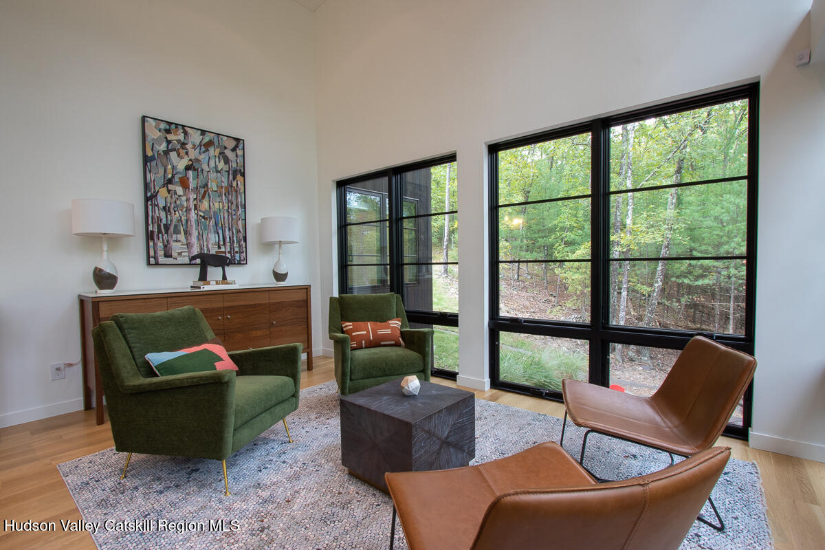 10 Hidden Mountain Lane