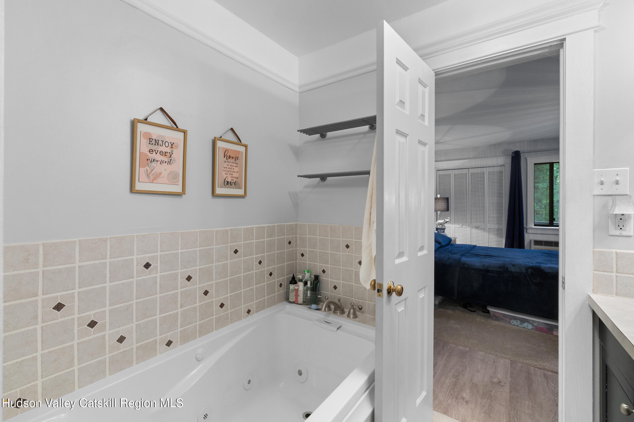 33 Meadowlark Lane