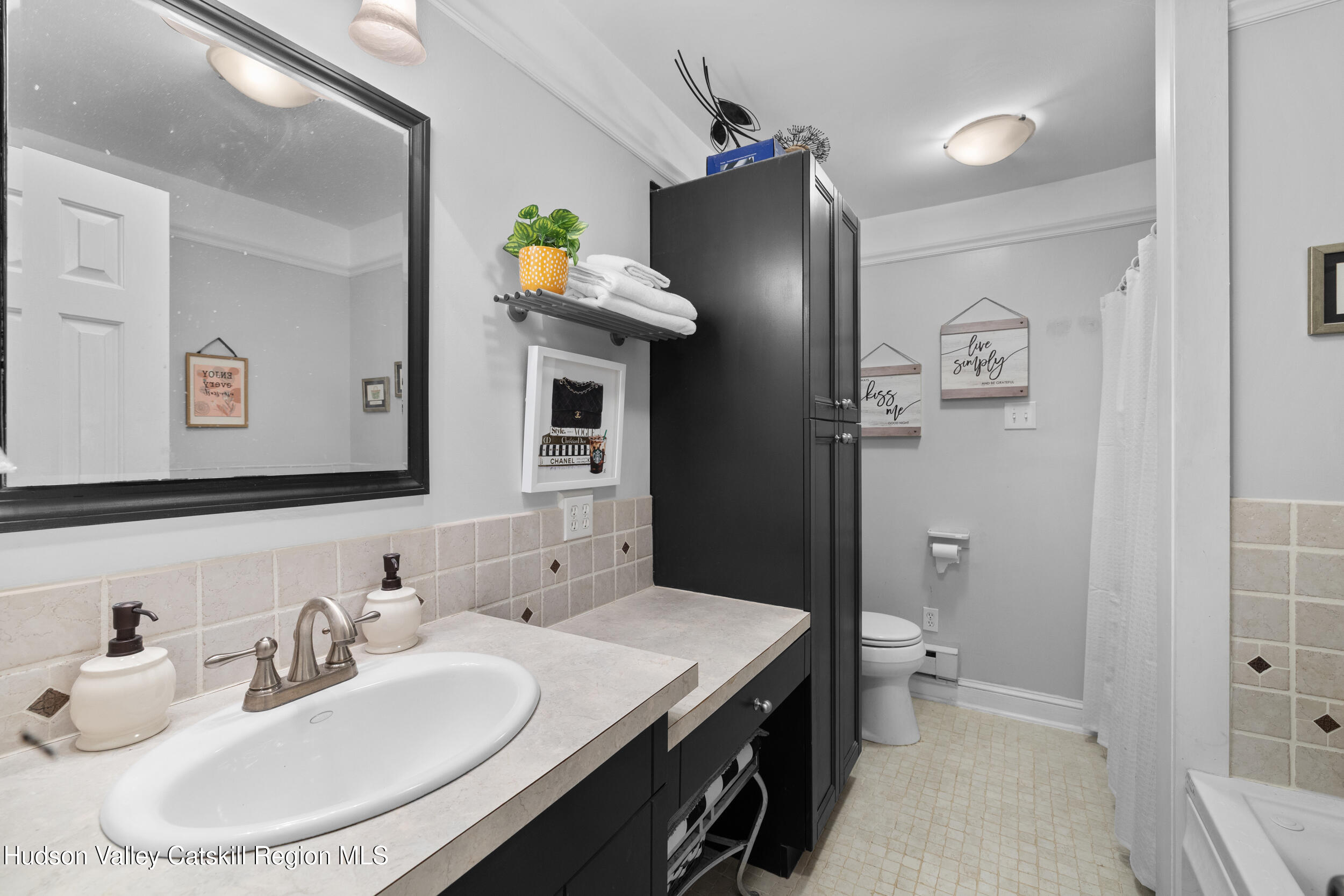 33 Meadowlark Lane