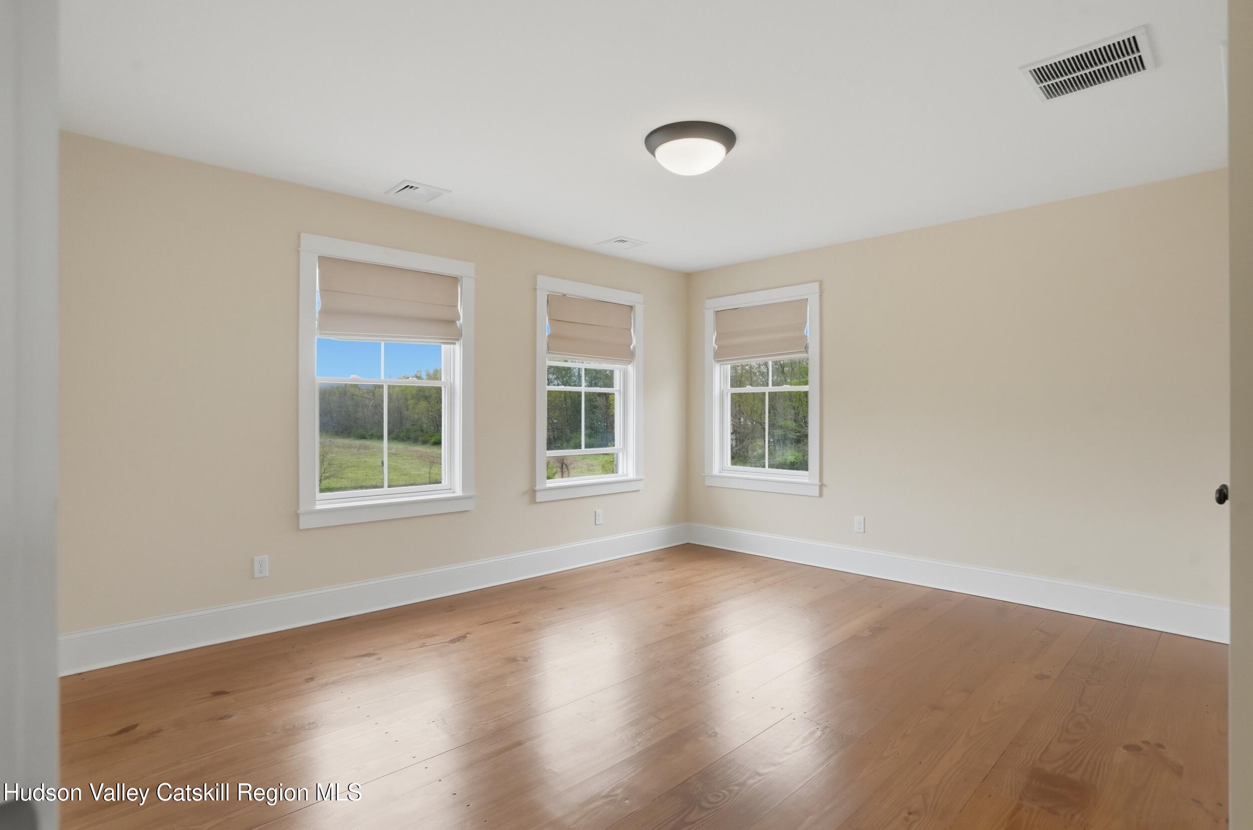 236 Lower Whitfield Road