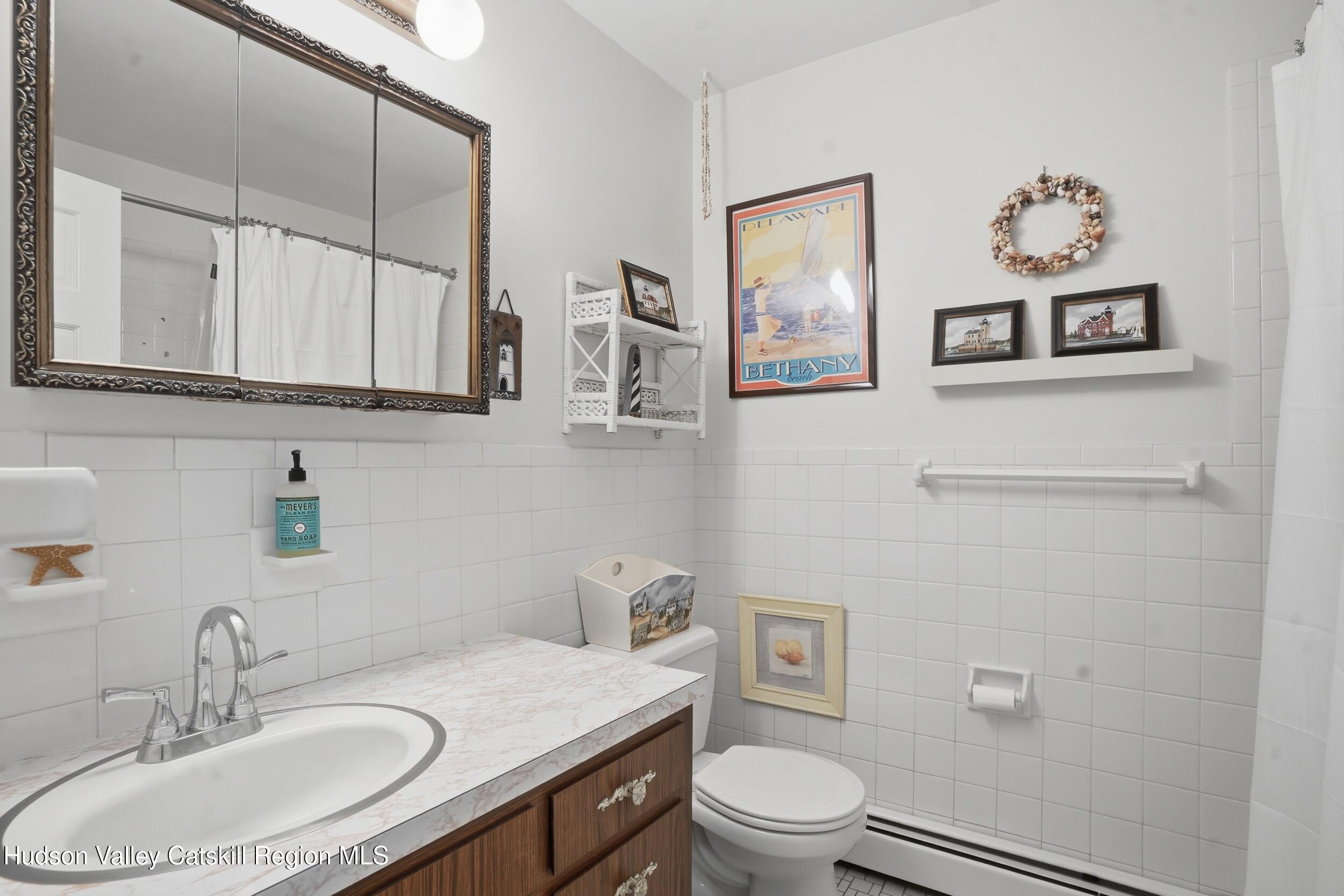 22 Candlewood Lane