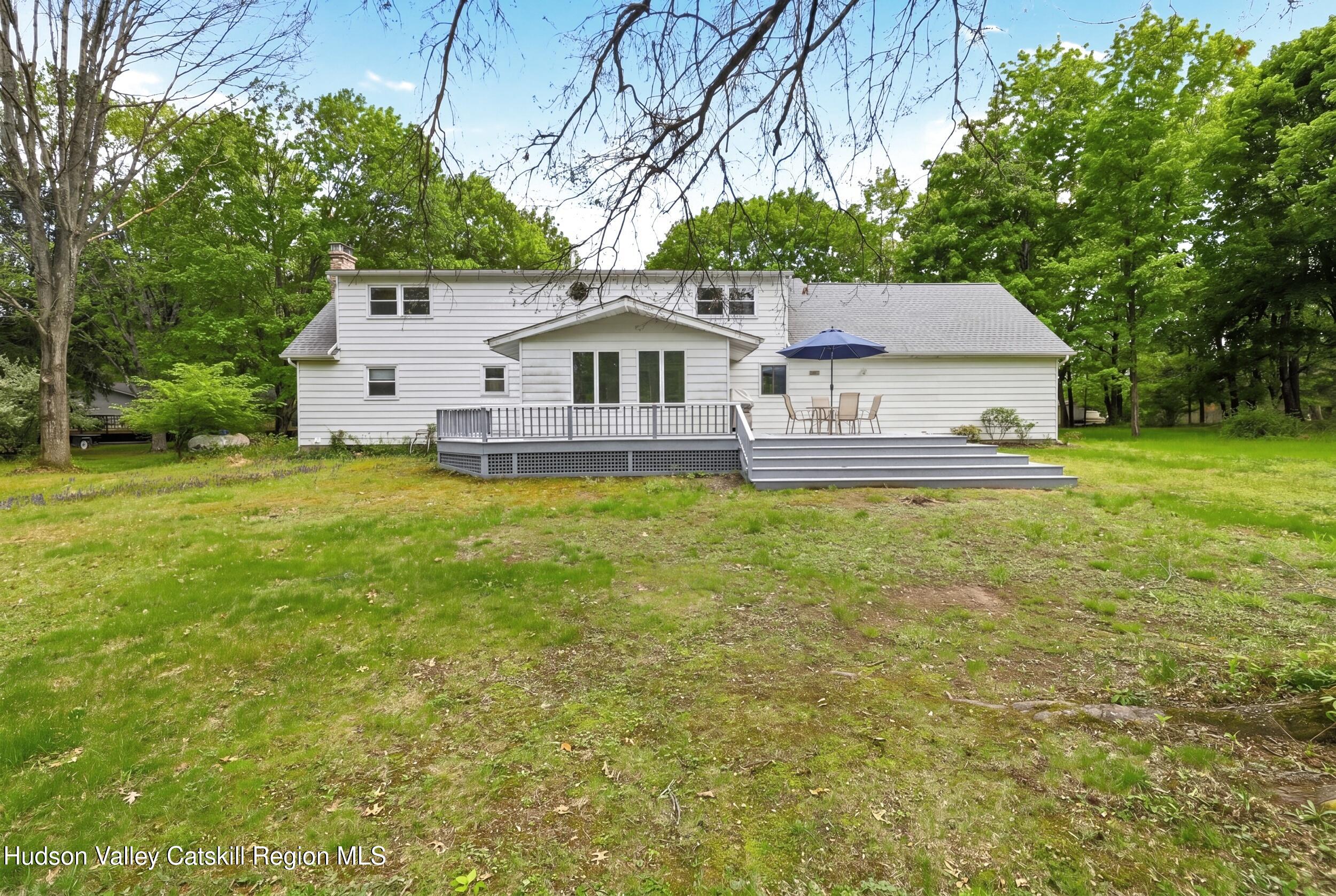 22 Candlewood Lane