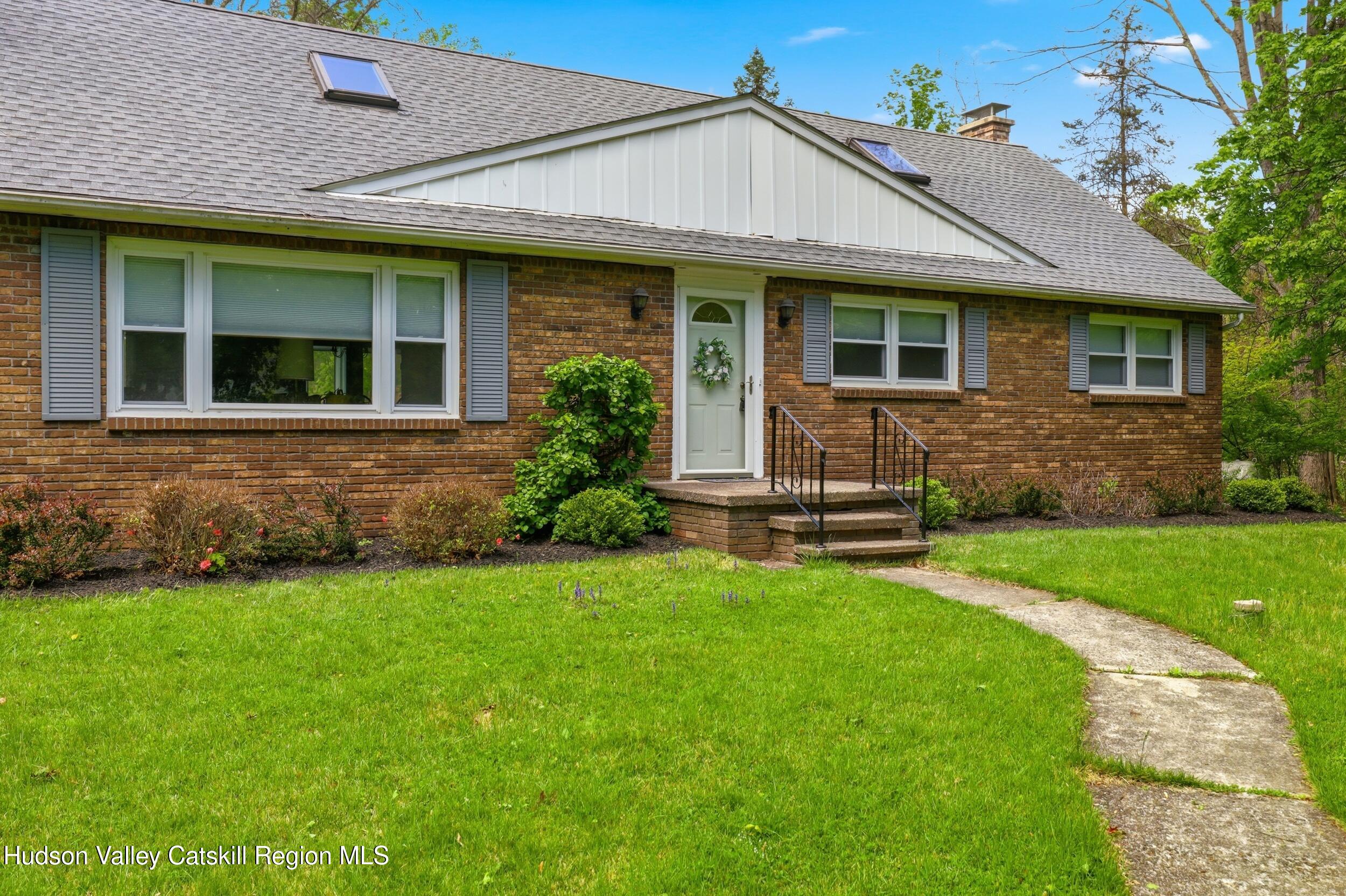 22 Candlewood Lane