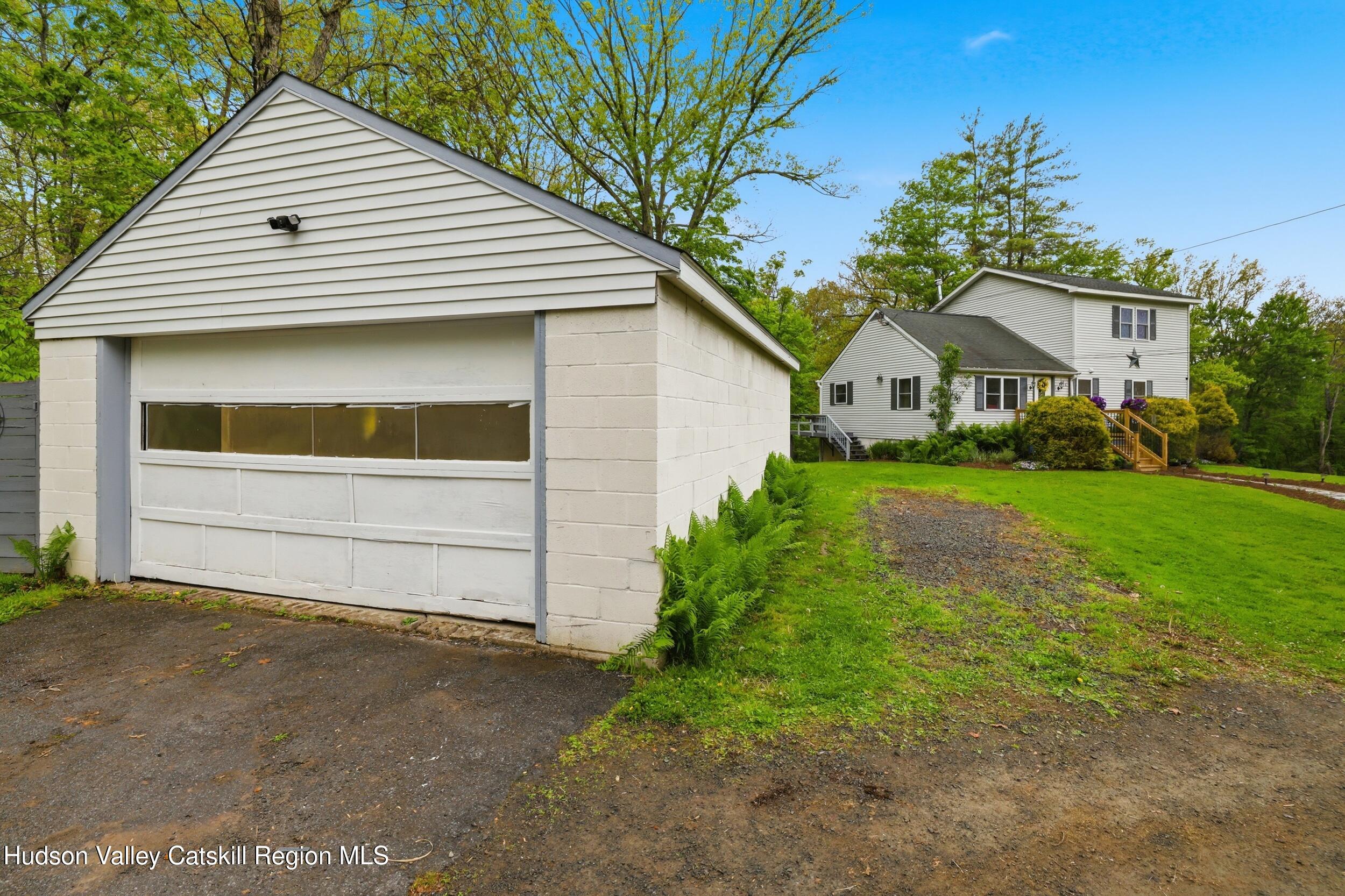186 Cedar Hill Road