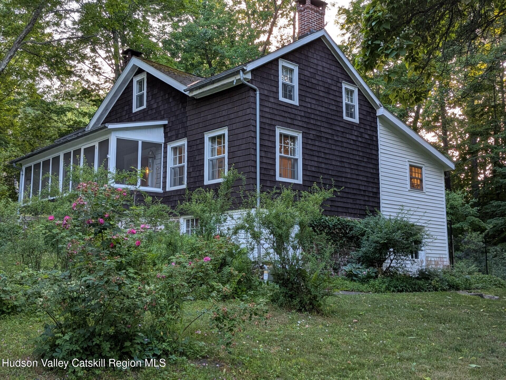 43 Krom Road