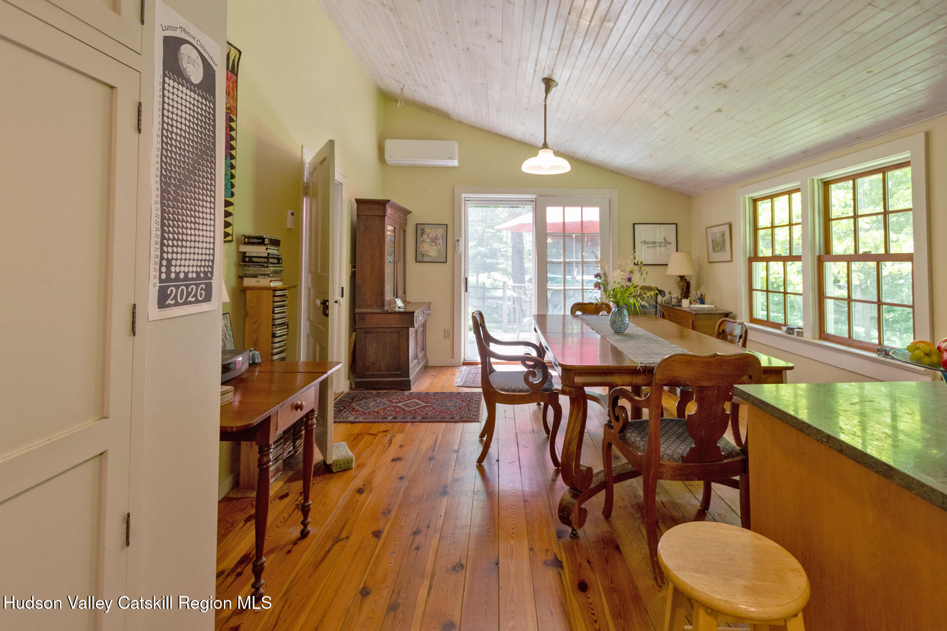 43 Krom Road