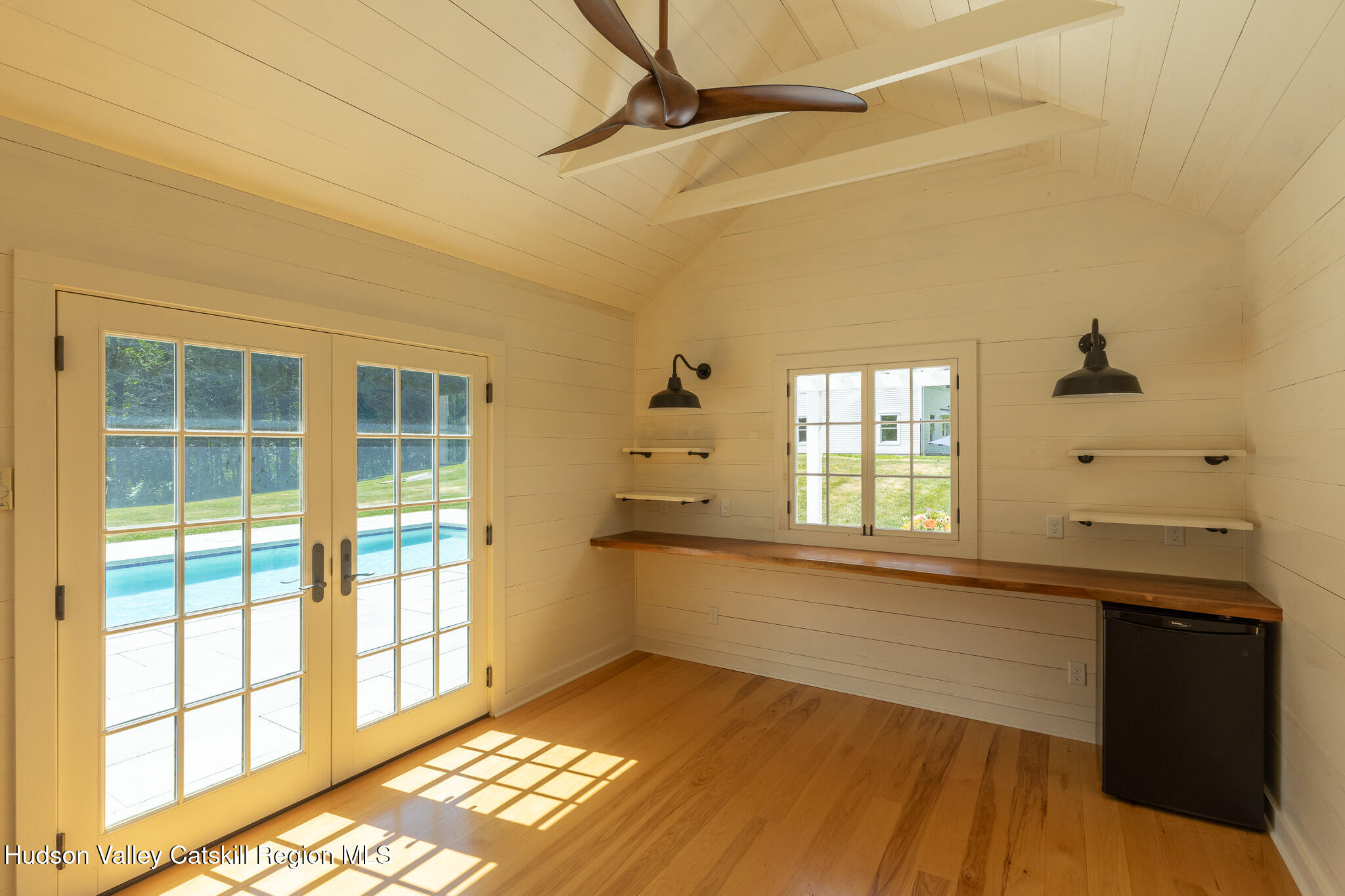 430 Buck Road