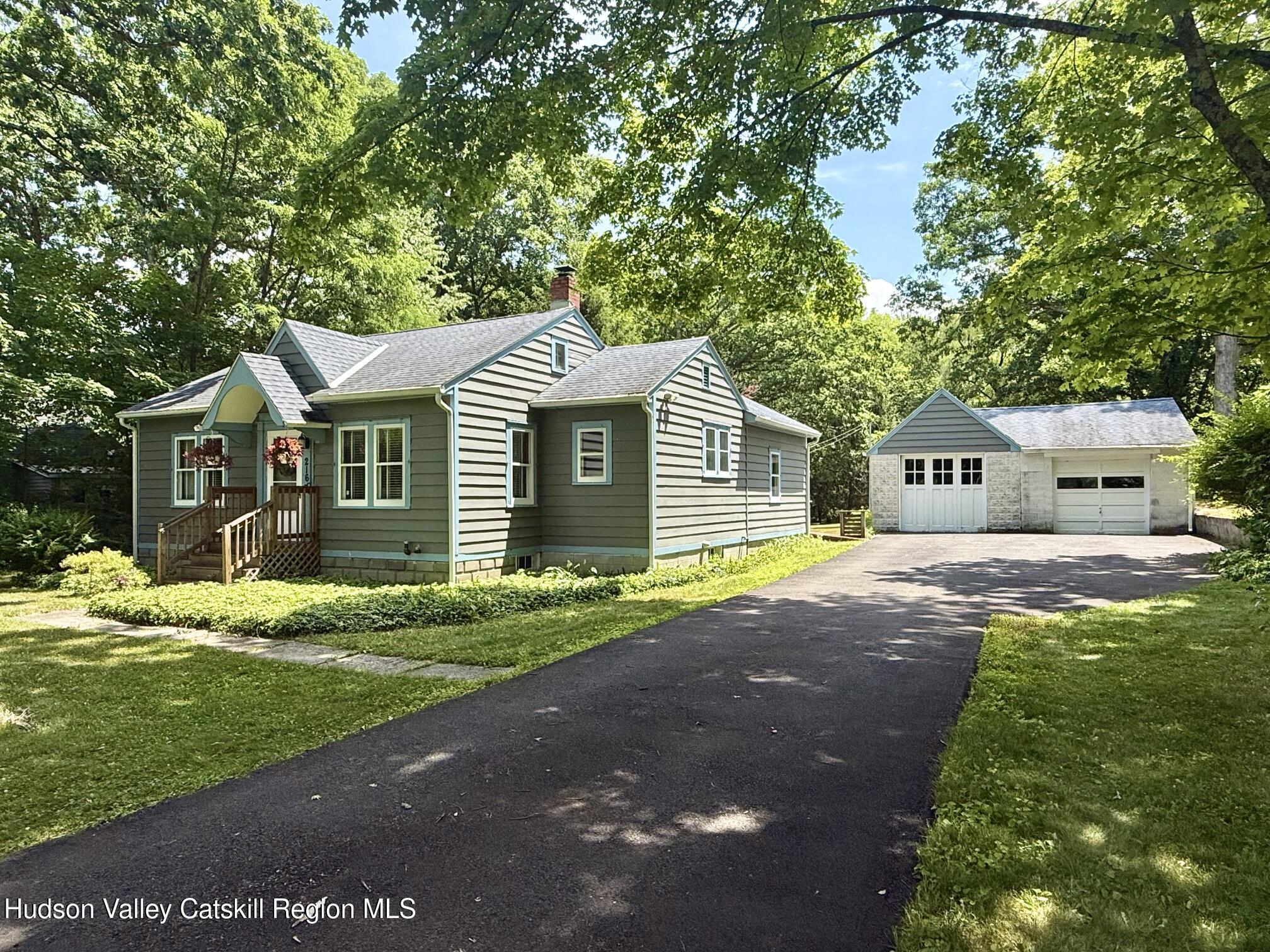 216 Williams Lane